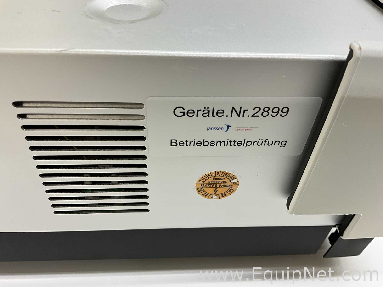 Dionex Corporation Ultimate 3000 UHPLC Plus Focused RS Variable Wavelength Detector
