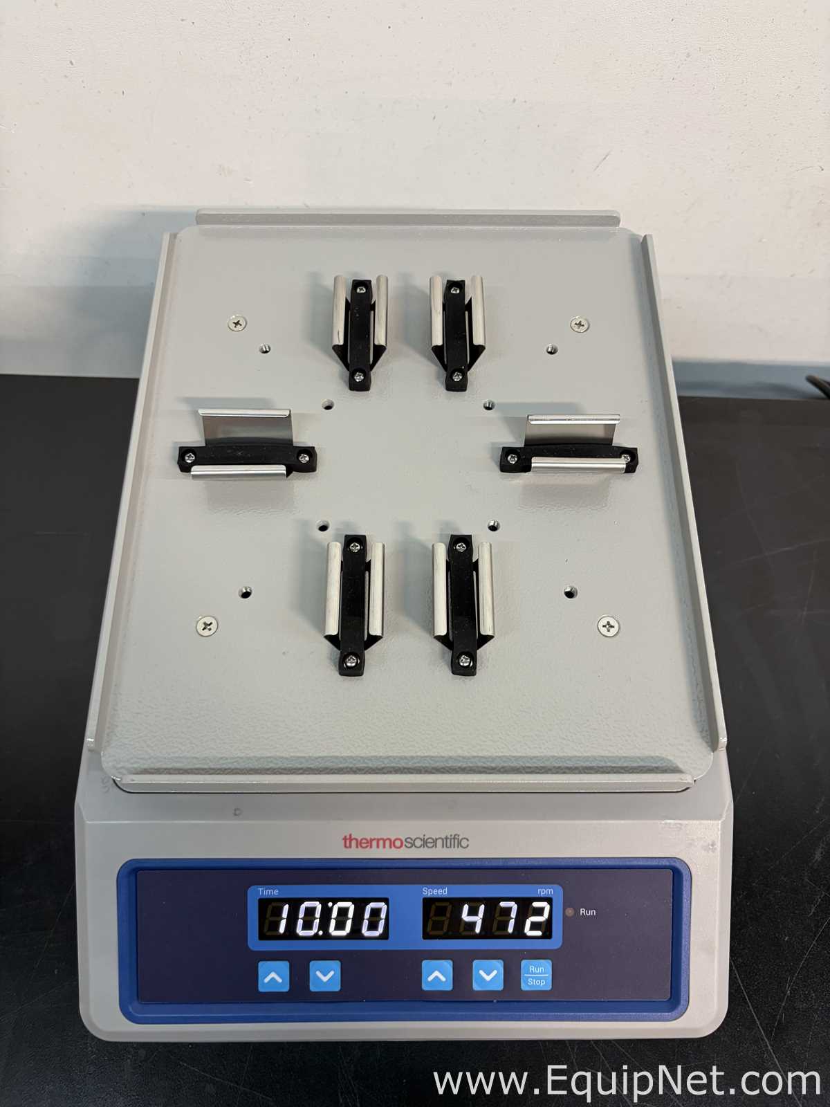 Los aus 2 Labormischer Thermo Scientific 