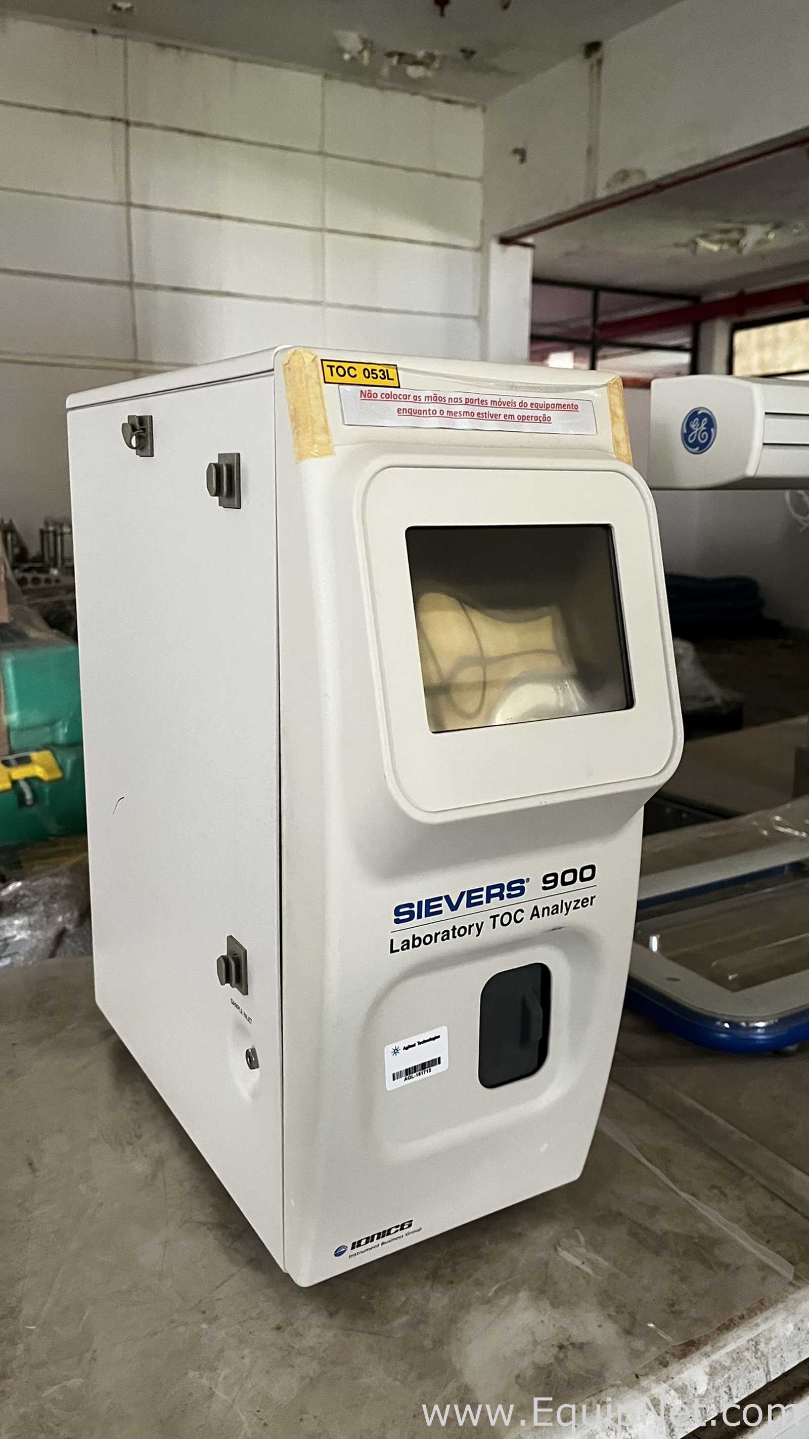 GE Sievers 900 Total Organic Carbon Analyzer with Autosampler