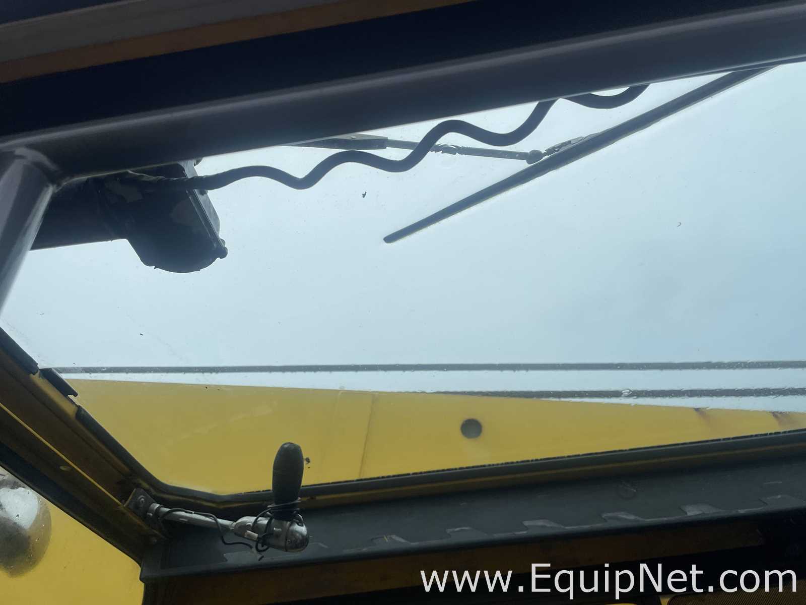Grove RT650E Crane