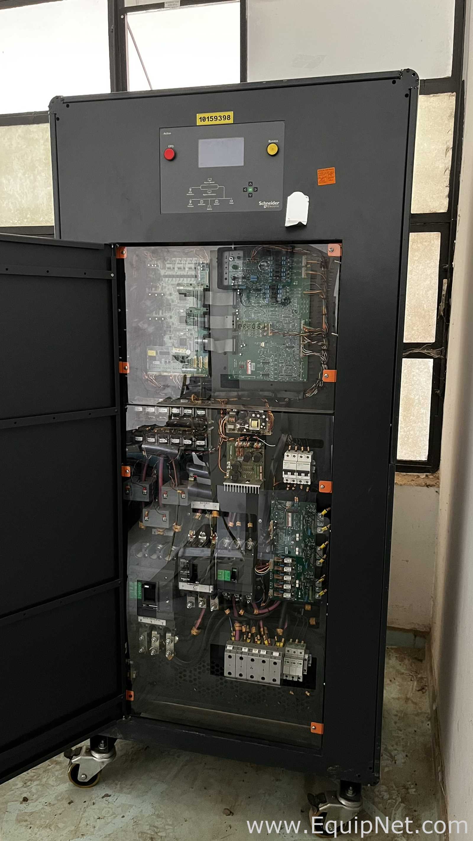 Línea de Fuente de Alimentación Schneider Electric Active 1000