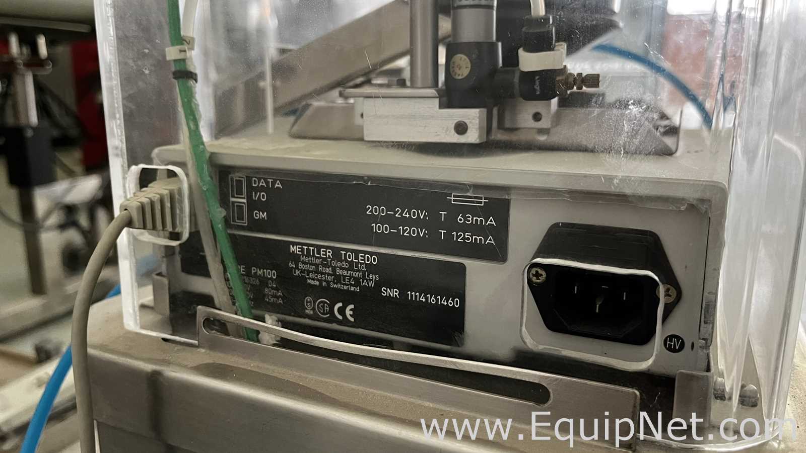 02 Balanças de Precisão Mettler Toledo PM100 com Suporte BWI Manesty
