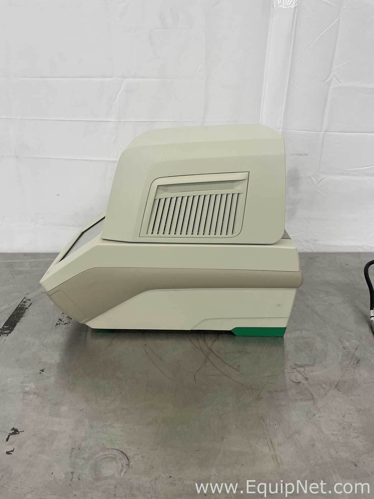 PCR e Termociclador Bio-Rad C1000 Touch