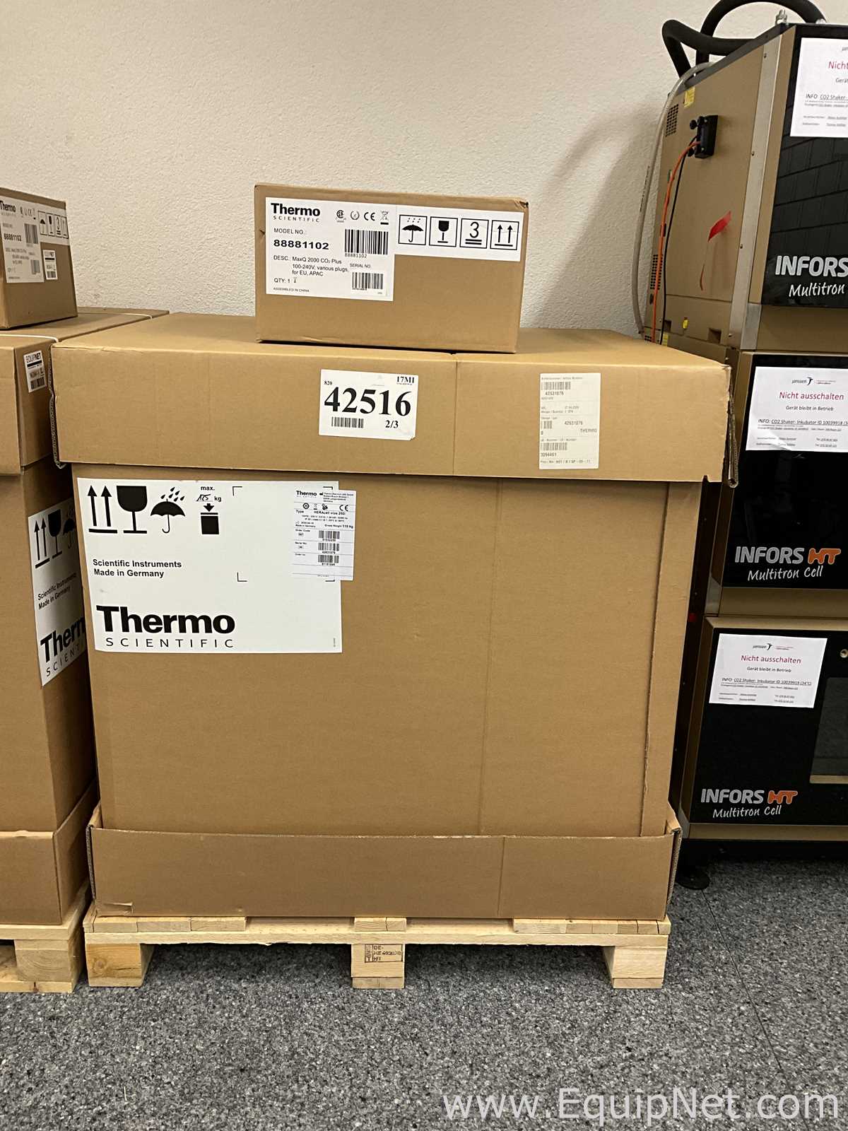 Incubadora Thermo Scientific HERAcell Vios 250i. Sem Uso