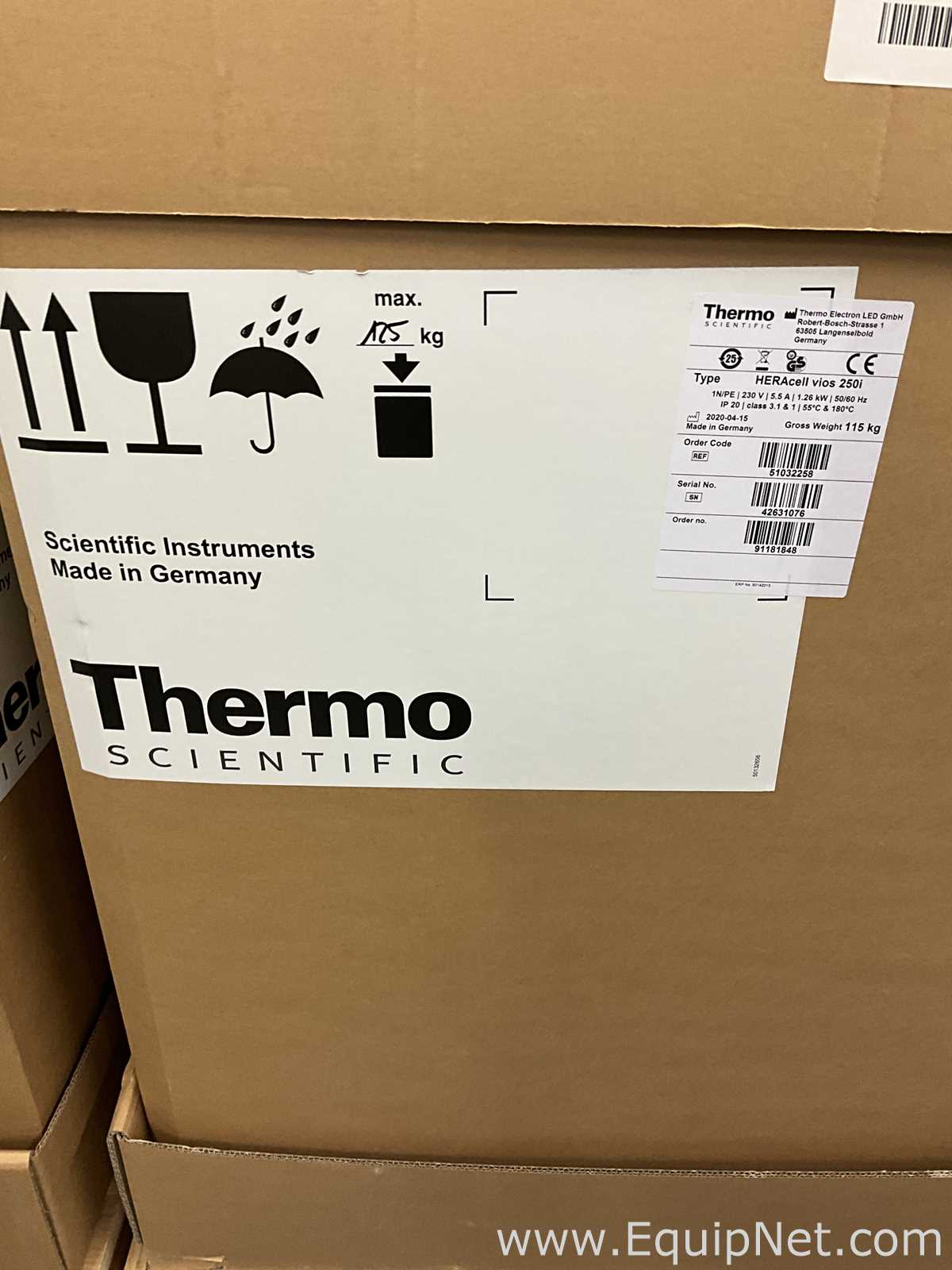 Incubadora Thermo Scientific HERAcell Vios 250i. Sem Uso