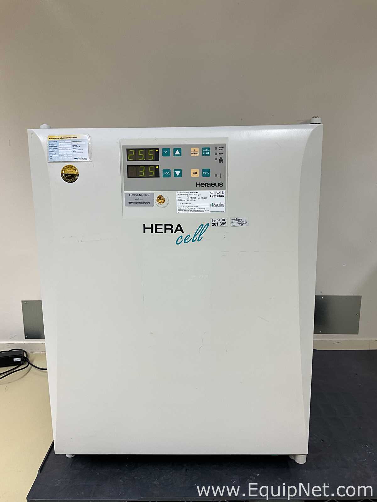 Kendro Laboratory Products Sorvall Heraeus HERAcell CO2 Incubator