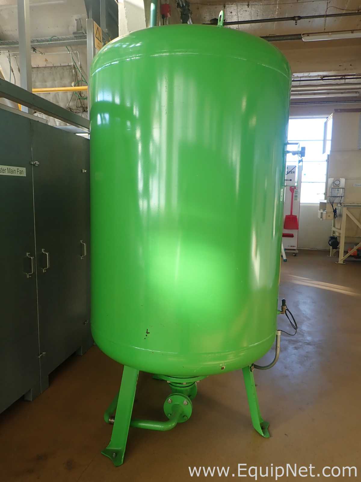 Emergency Water System - Refelx Refix DT5 Pressure Tank with Lowara 5SV09F015T Pump