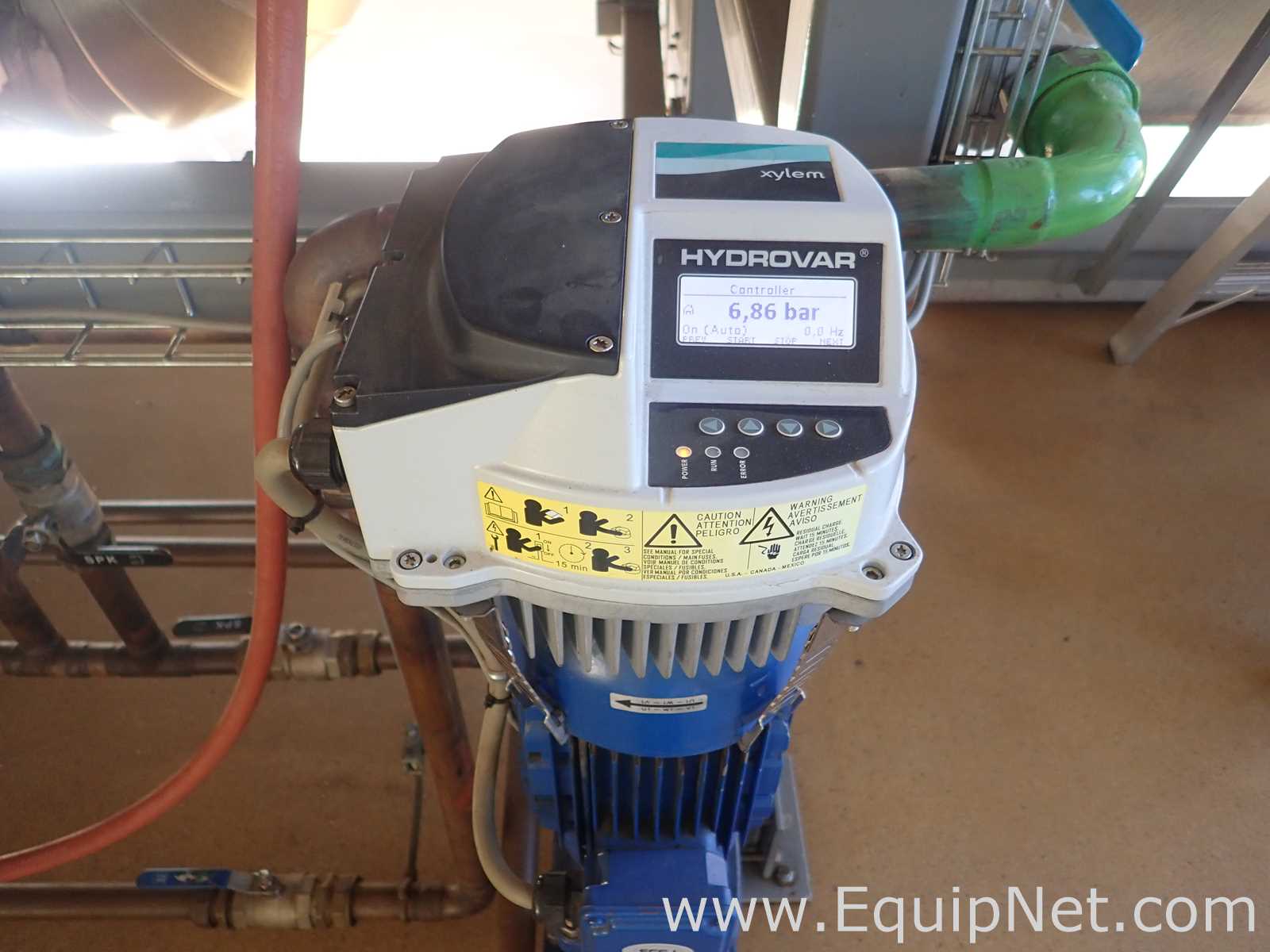 Emergency Water System - Refelx Refix DT5 Pressure Tank with Lowara 5SV09F015T Pump