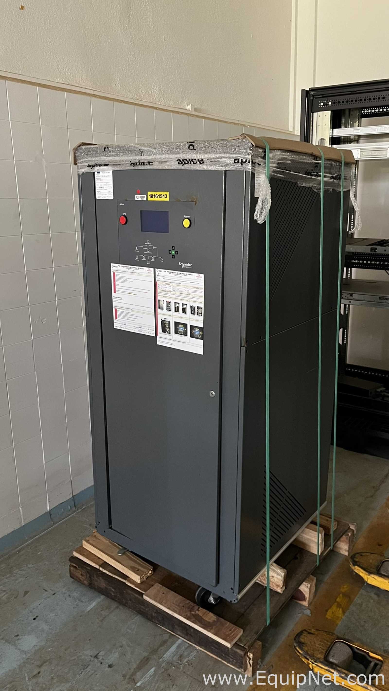 Línea de Fuente de Alimentación Schneider Electric Active 600