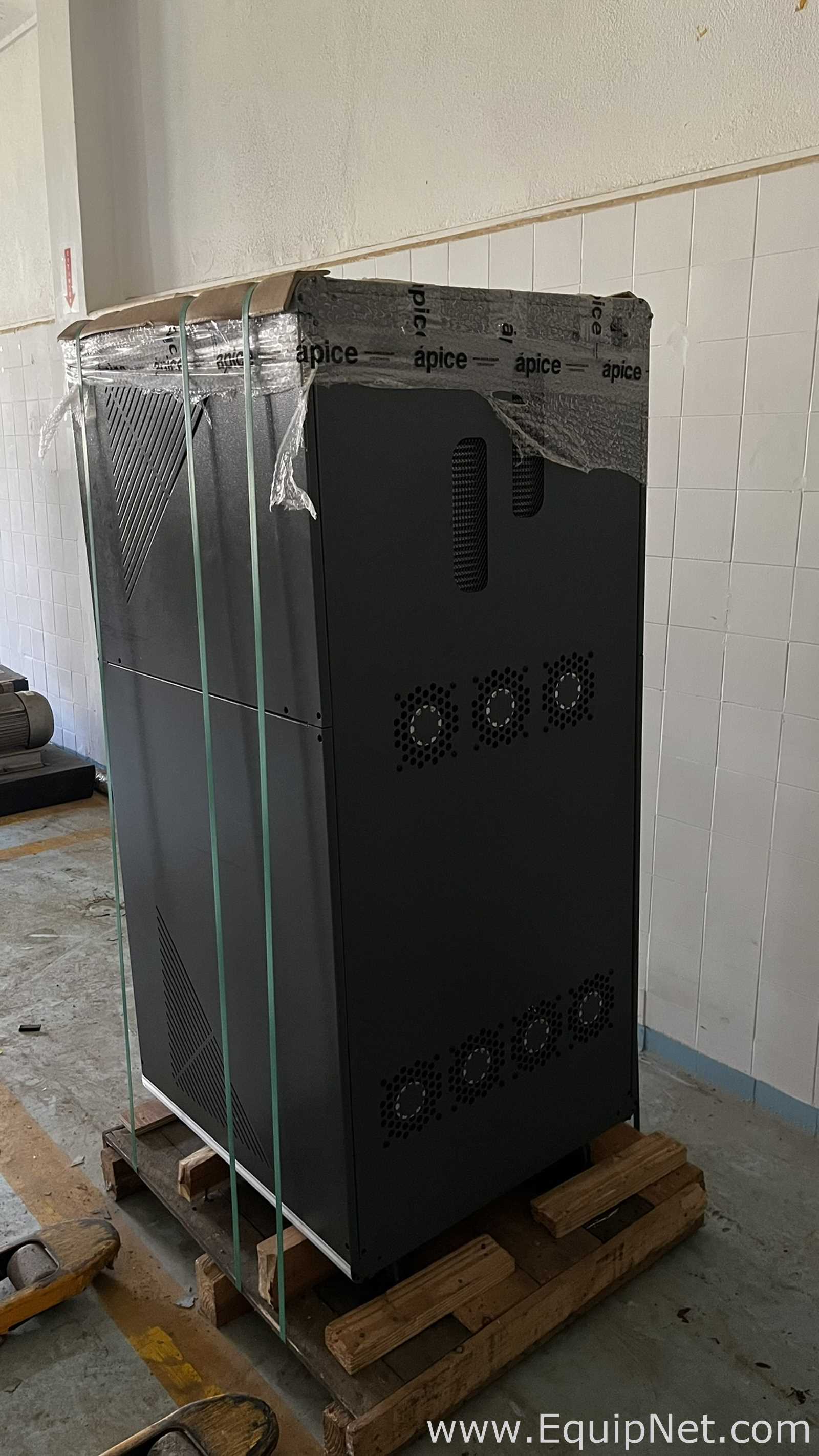 Línea de Fuente de Alimentación Schneider Electric Active 600