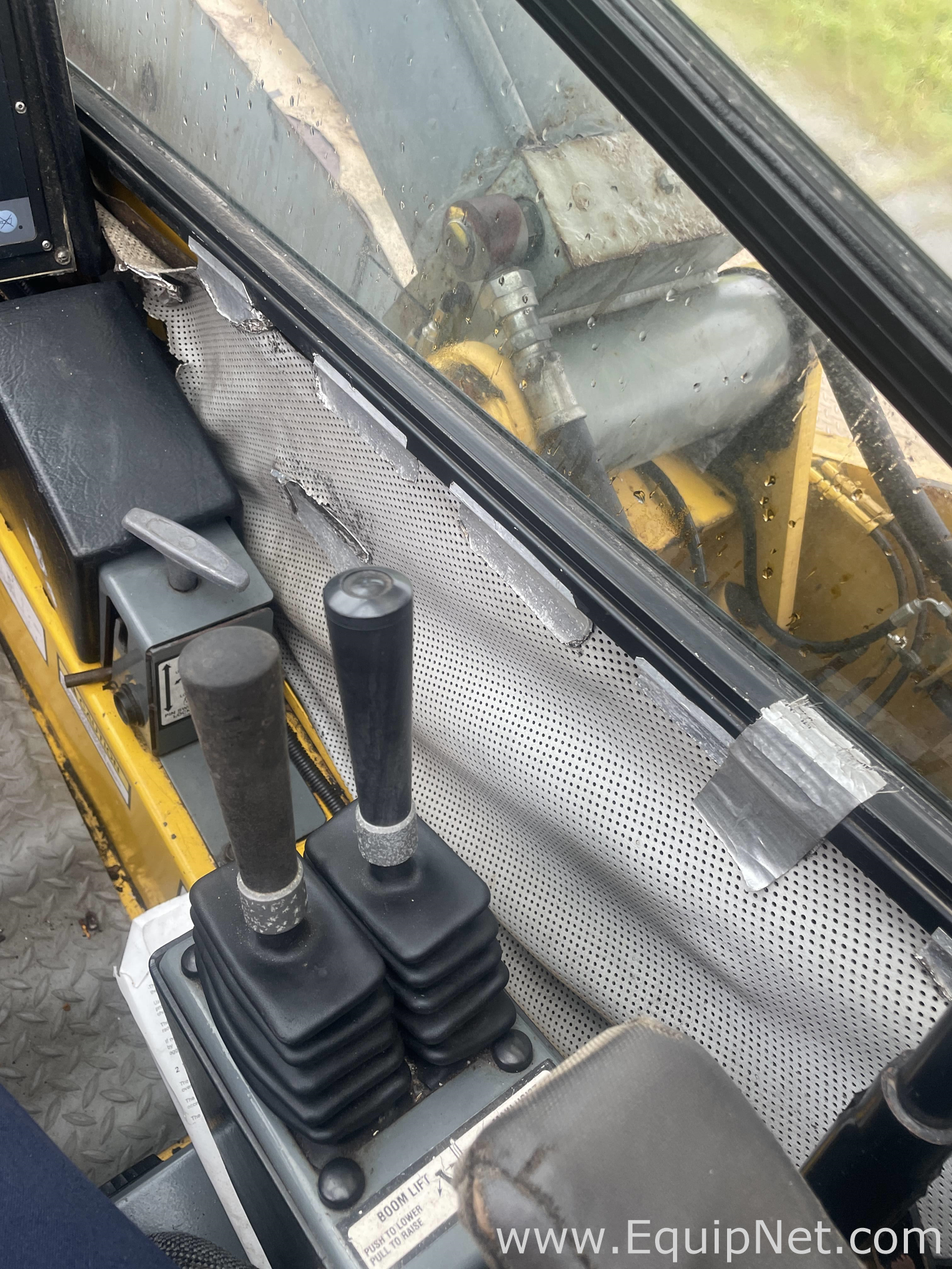 Grove RT650E Crane
