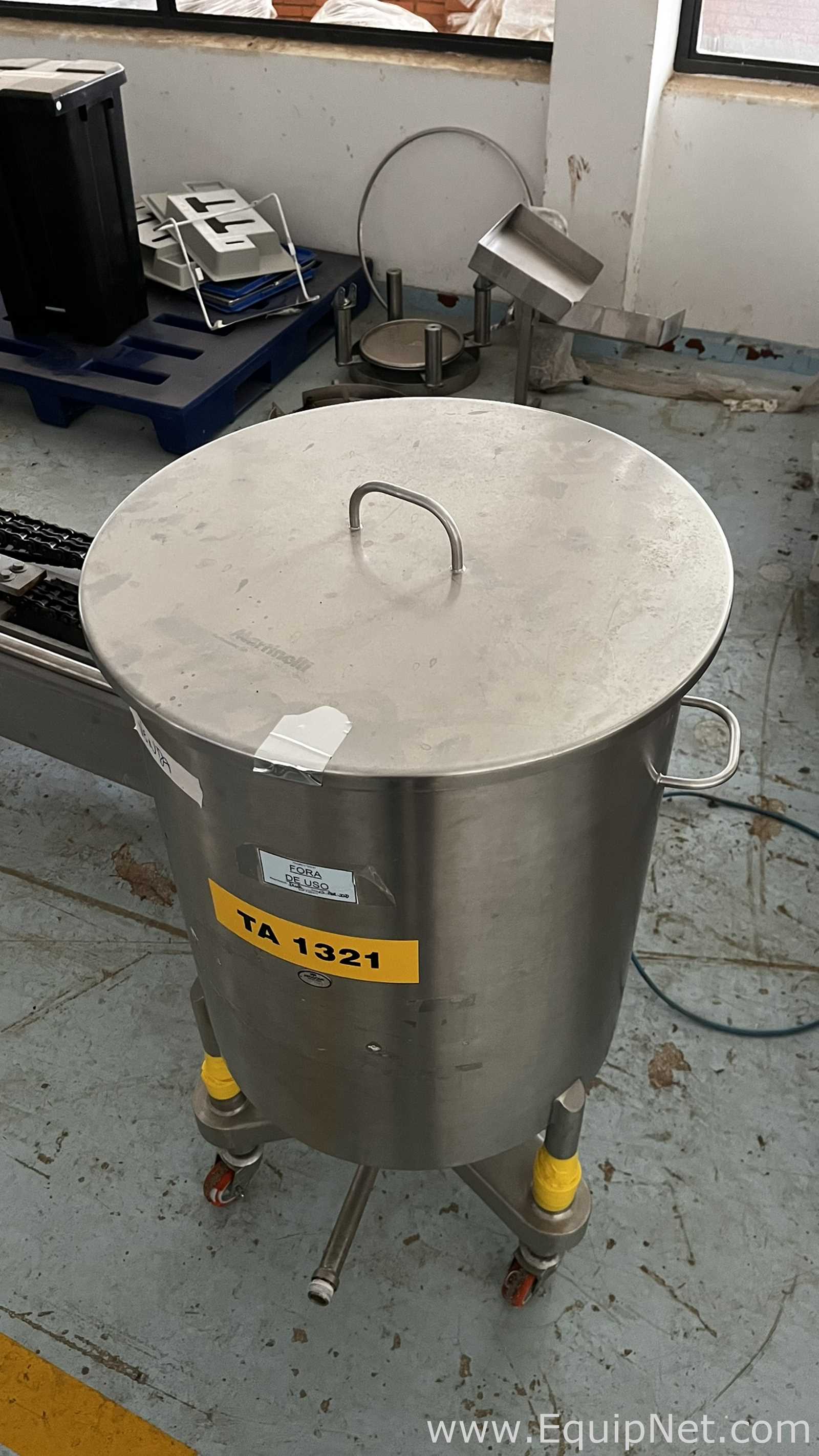 Tanque Móvel em Aço Inox Martinelli 120 Litros