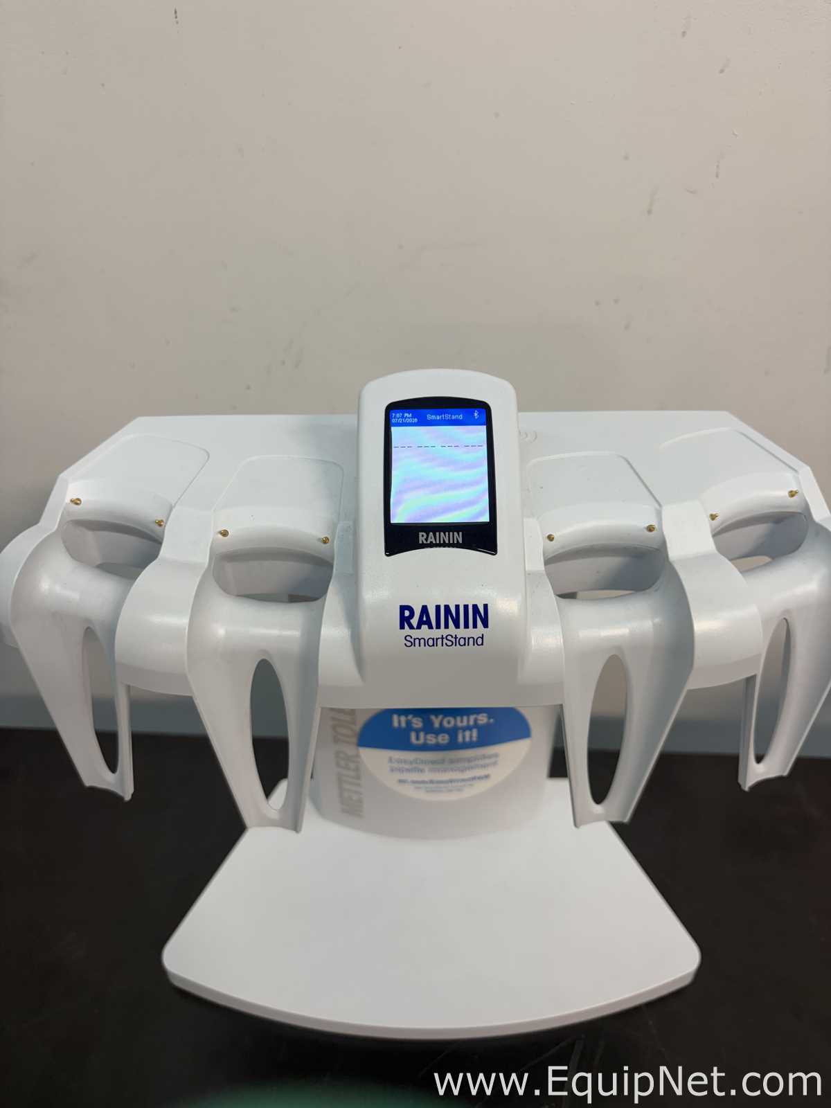 Lot of 2 Mettler Toledo SmartStand SCS-B Charging Stands