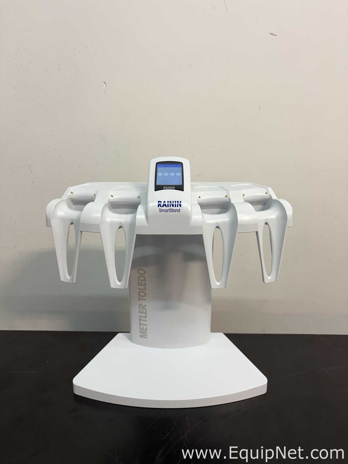 Lot of 2 Mettler Toledo SmartStand SCS-B Charging Stands