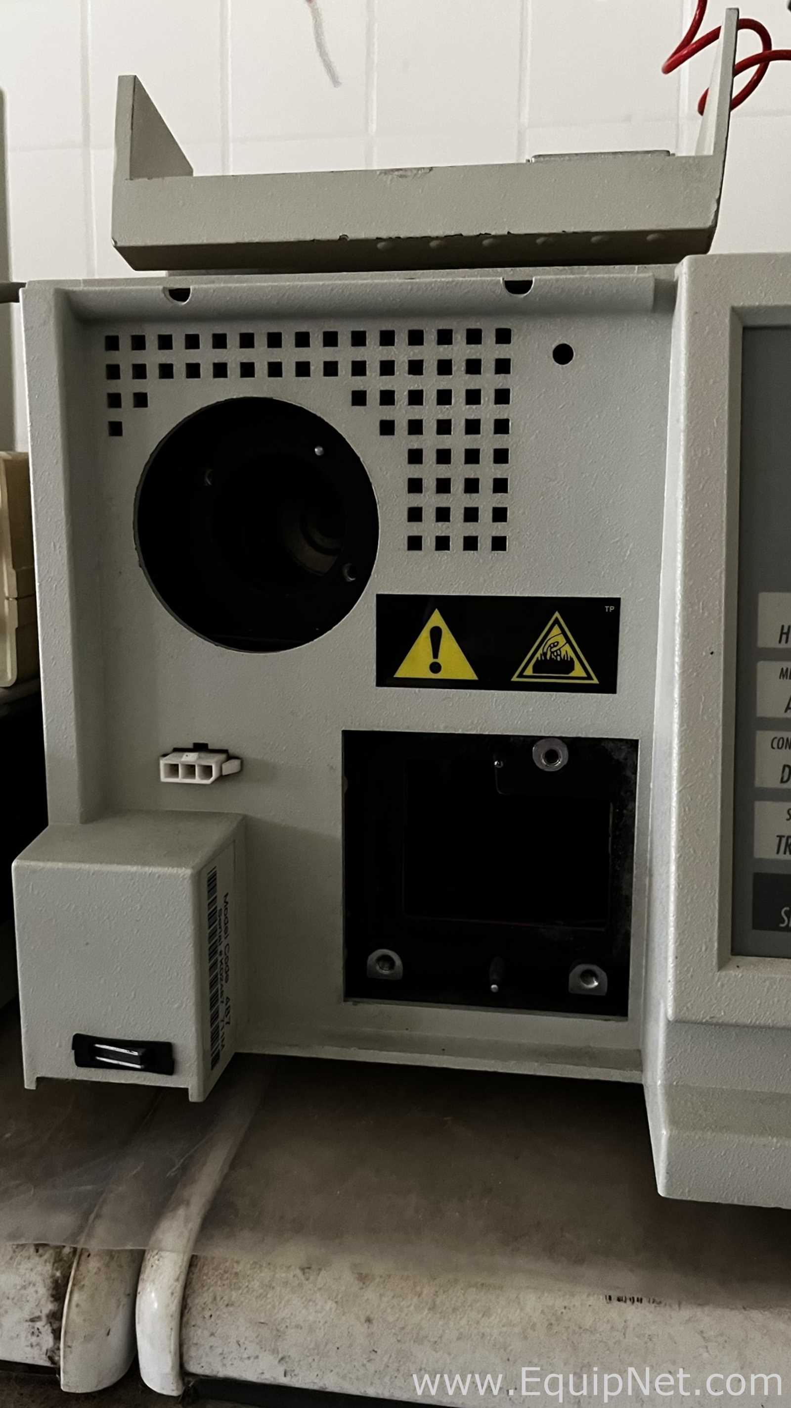 Sistema HPLC Waters Modular com Detector UV e Gradiente Binário