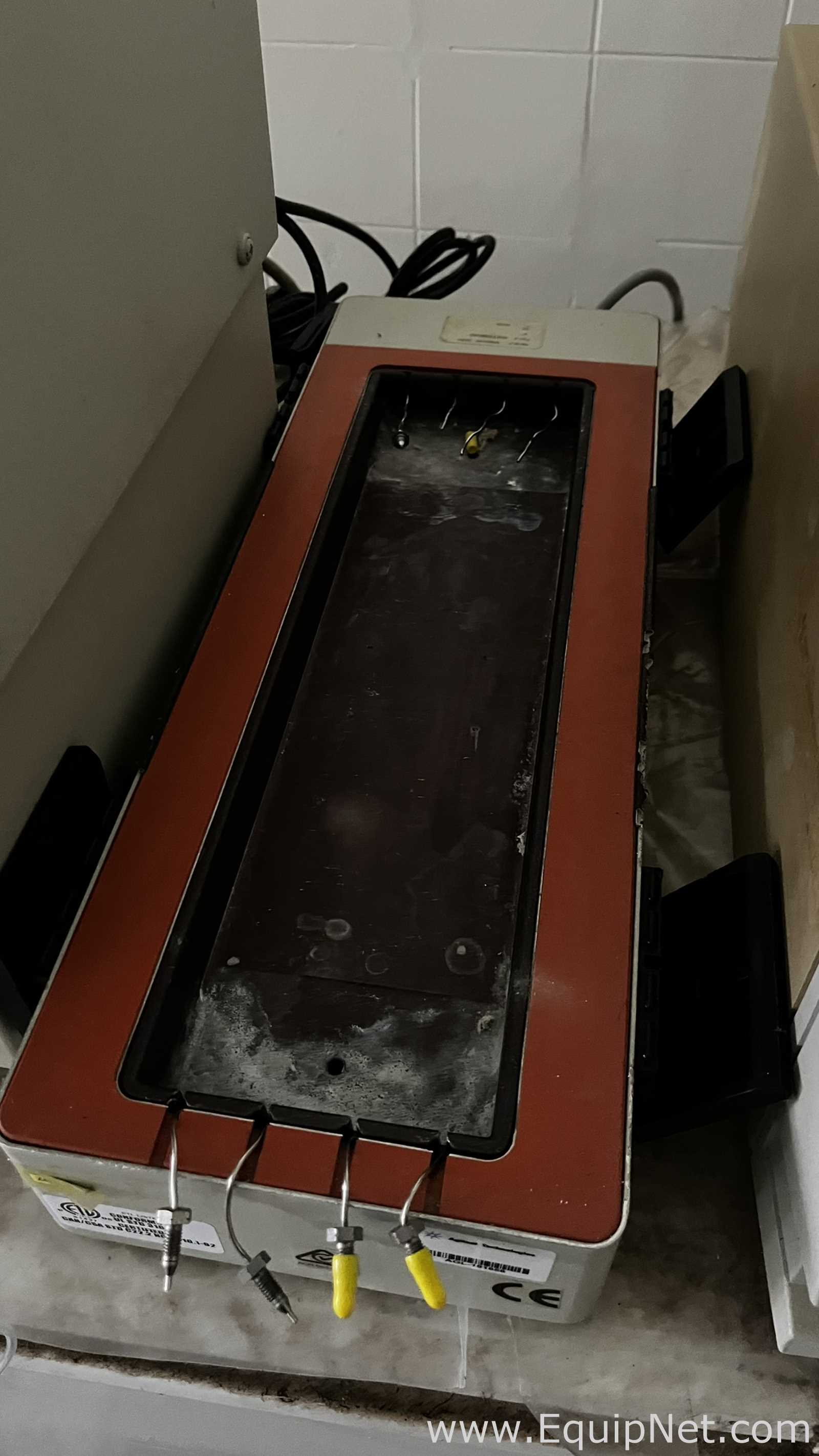 Sistema HPLC Waters Modular com Detector UV e Gradiente Binário
