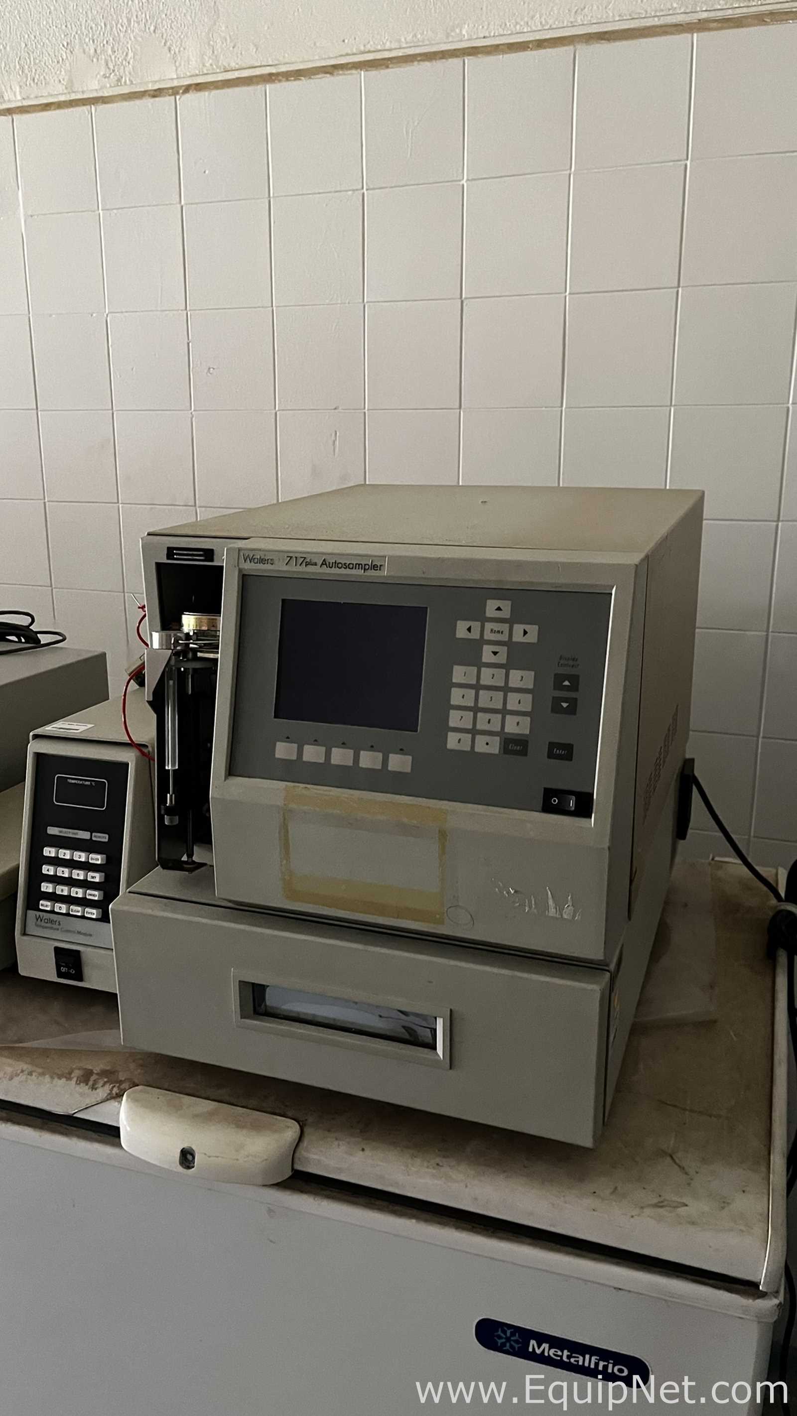 Sistema HPLC Waters Modular com Detector UV e Gradiente Binário