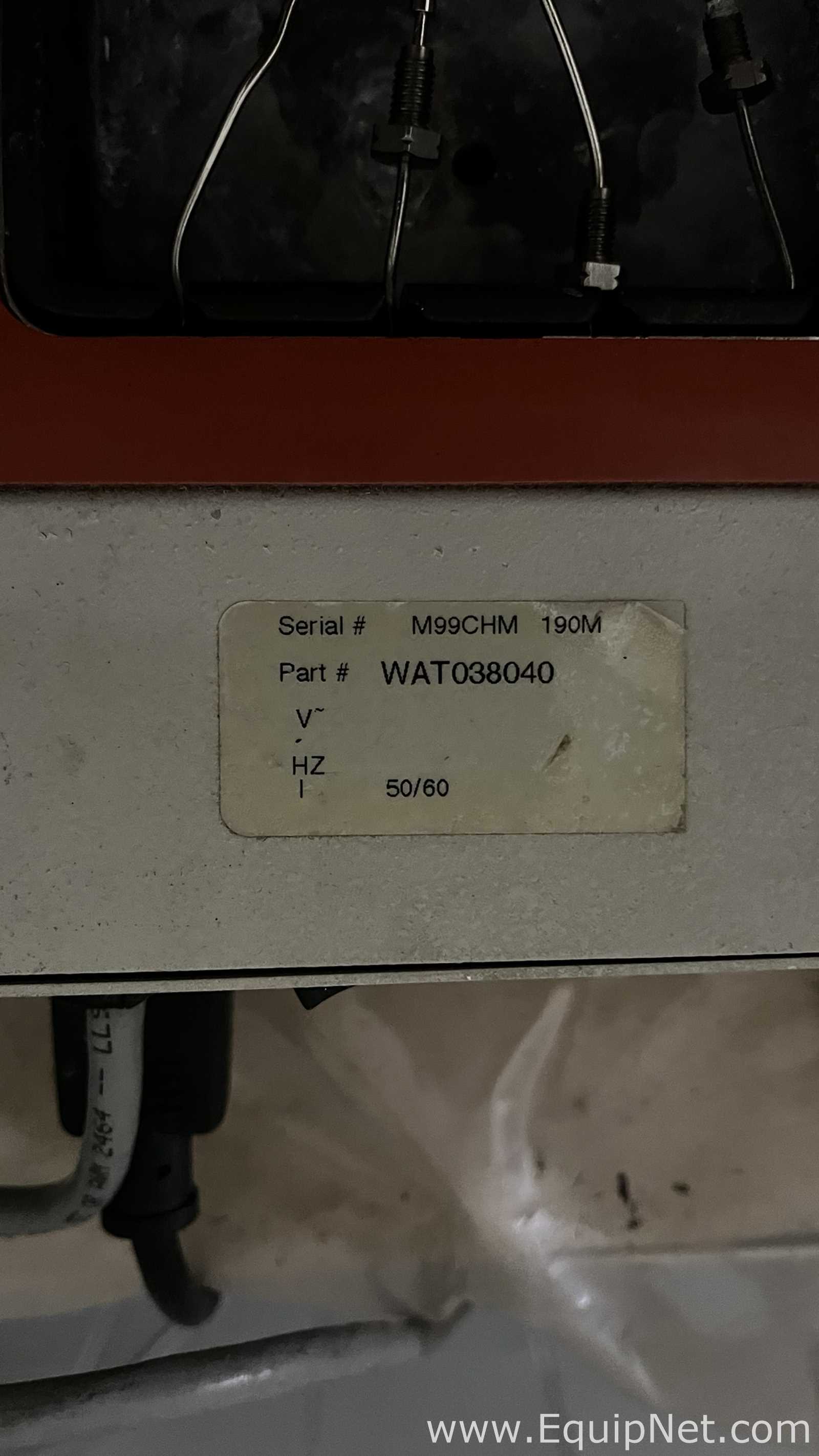Sistema HPLC Waters Modular com Detector UV e Gradiente Binário