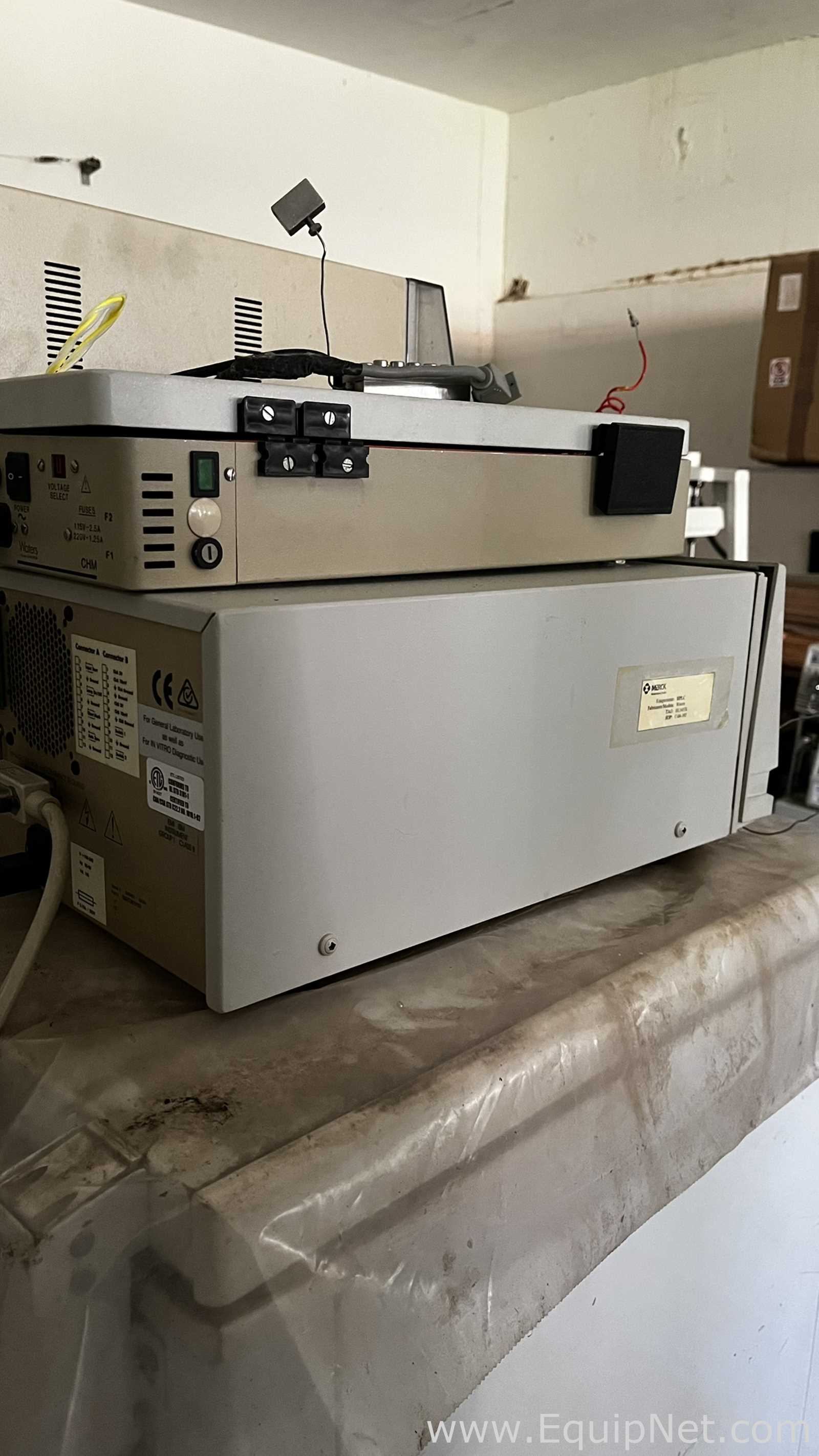 Sistema HPLC Waters Modular com Detector UV e Gradiente Binário