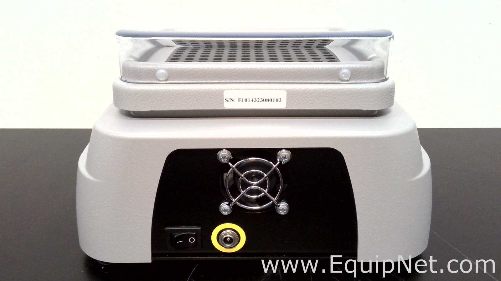 Lote de 2 Baño Seco / Bloque Caliente Thermo Scientific 