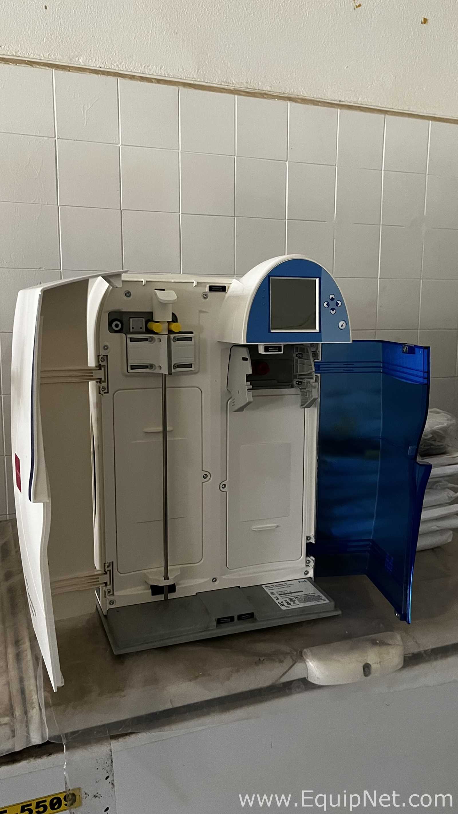 Millipore Milli-Q Integral 10 Water Purification System, E-Pod Pure Water Dispenser and 60 L Tank