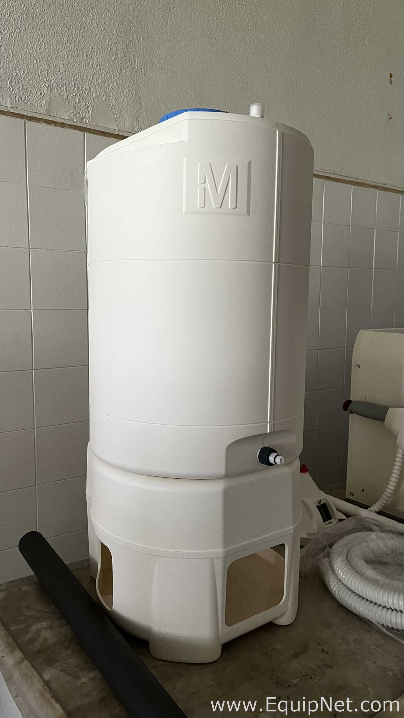 Millipore Milli-Q Integral 10 Water Purification System, E-Pod Pure Water Dispenser and 60 L Tank