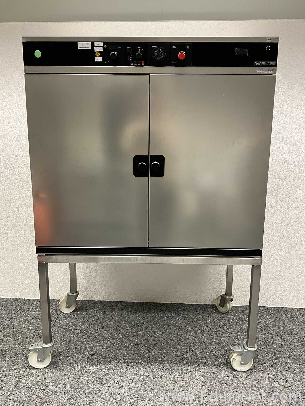 Memmert GmbH and Co. KG BP 700 Incubator