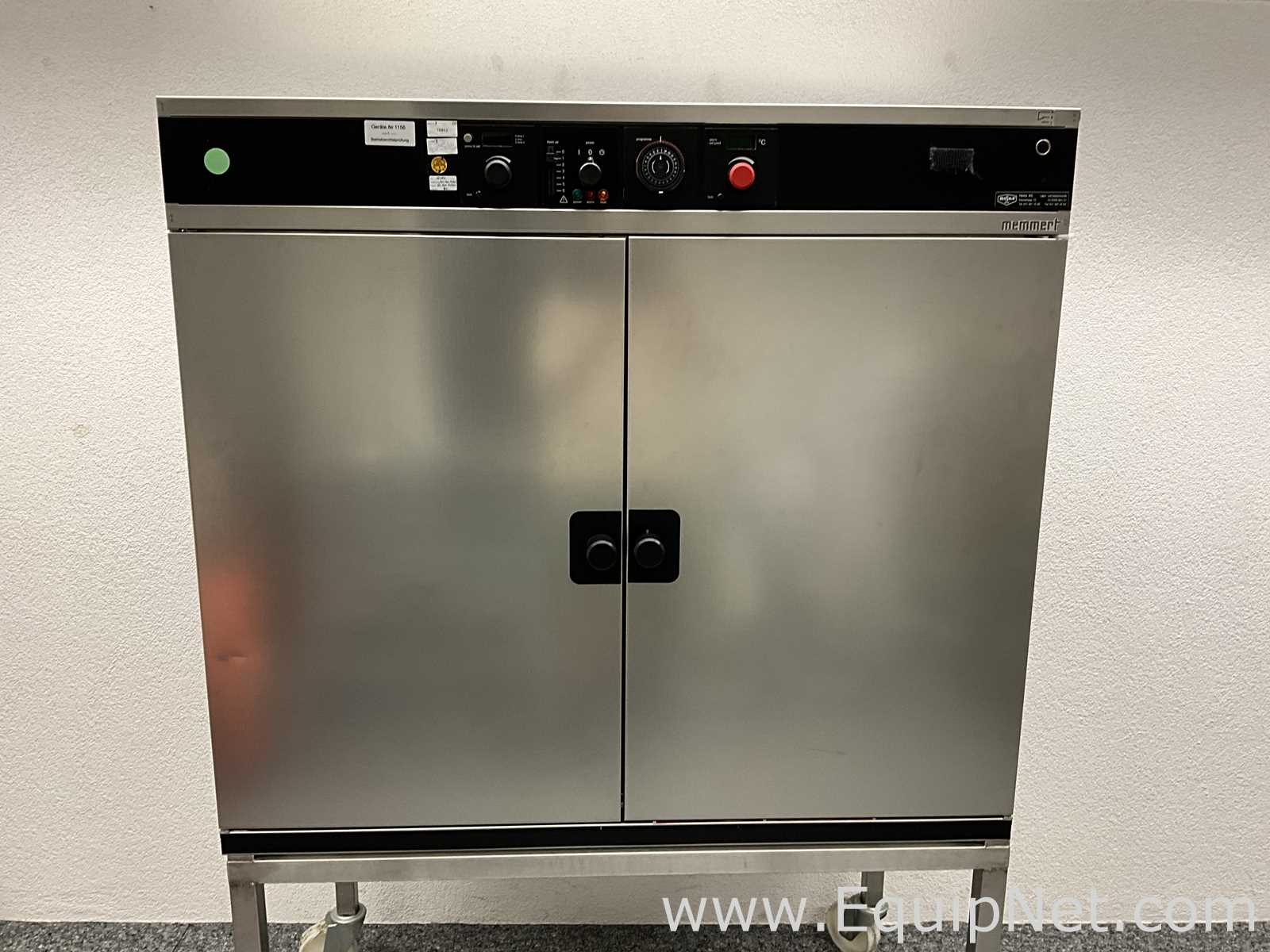 Memmert GmbH and Co. KG BP 700 Incubator