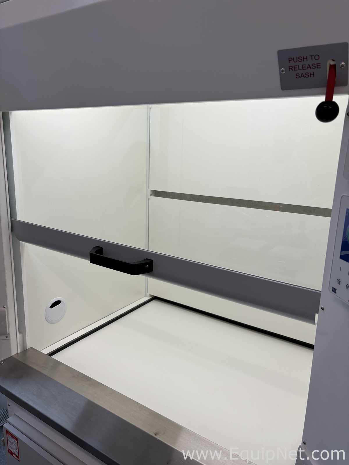 Campana de Ventilación y Flujo Monmouth Scientific  1200 K8