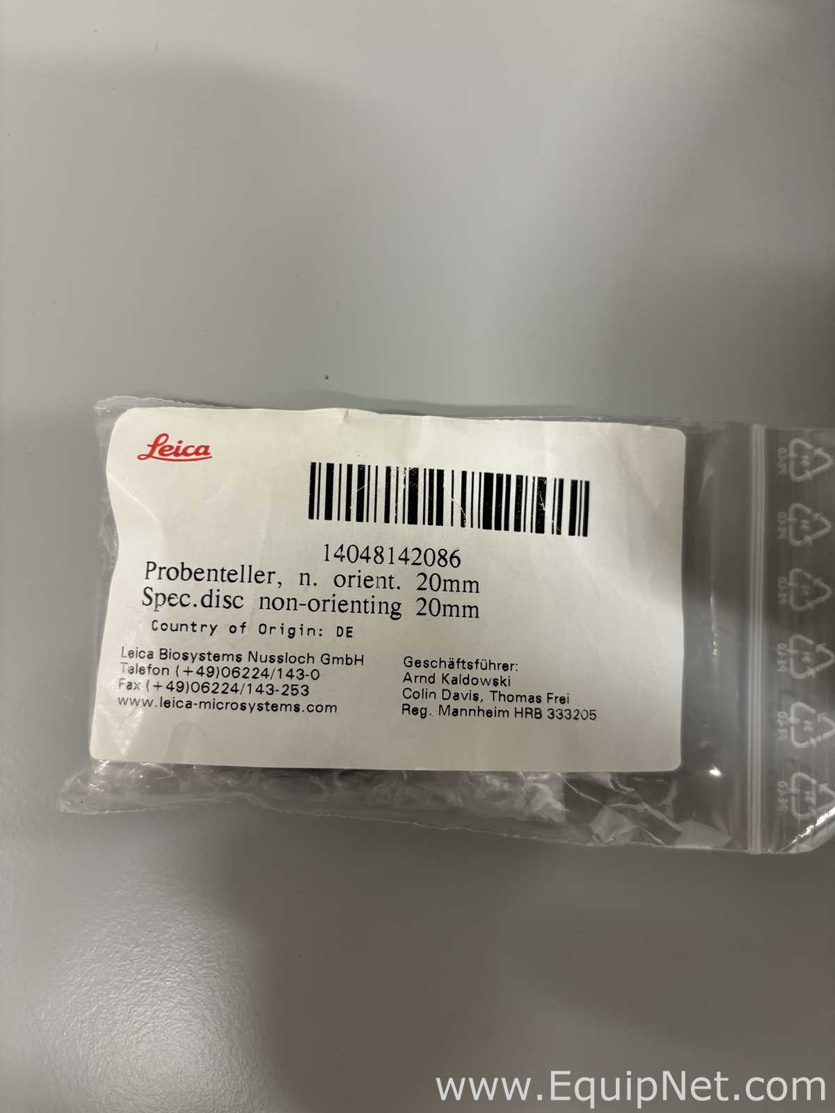 Leica VT1200 S Vibrating Blade Microtome with Accessories