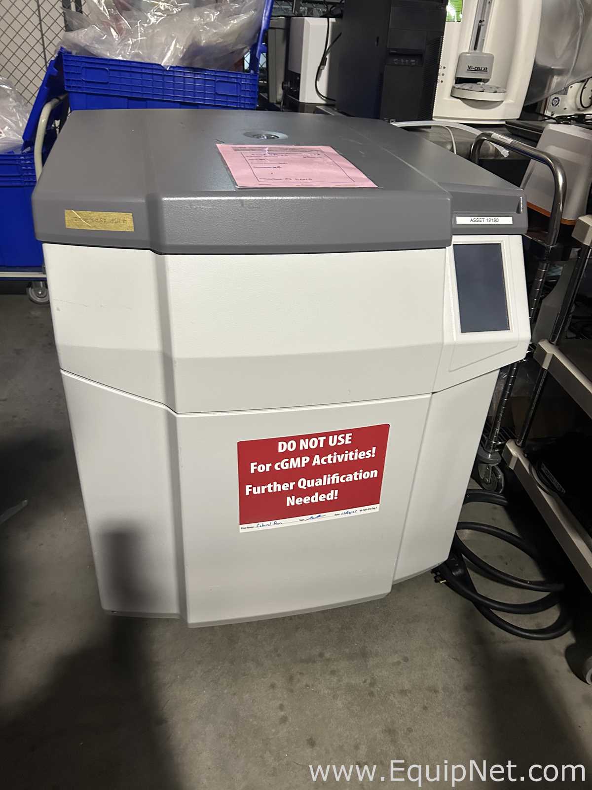 Thermo Scientific Sorvall BIOS A floor centrifuge comes with a fiberlite F6 10x1000mL rotor