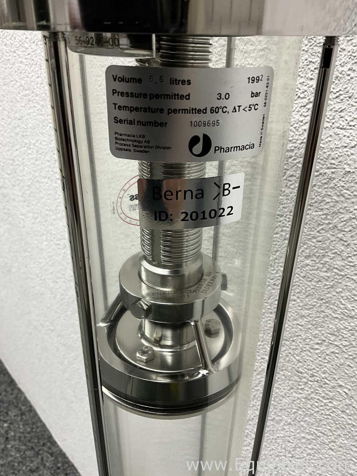 Amersham Pharmacia Biotech Inc BPG 100/950 8 Litre Chromatography Column
