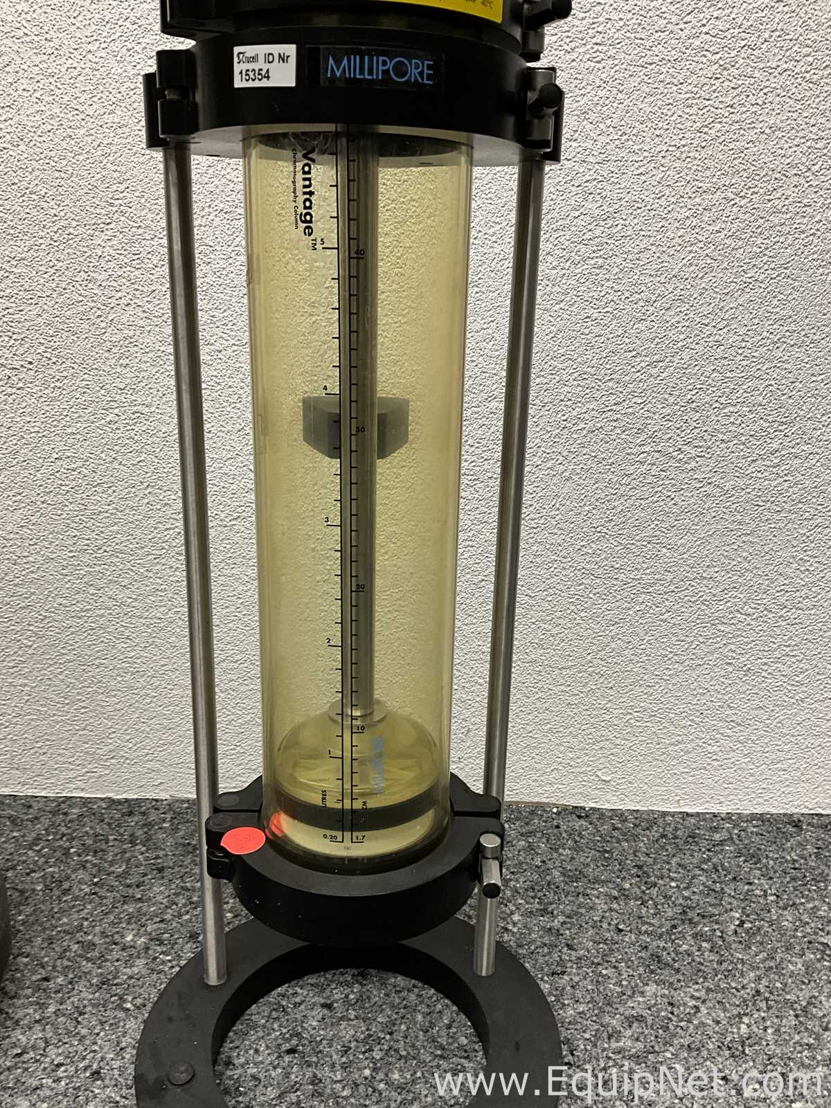 Millipore Vantage 250/500 and 150/500 Chromatography Columns