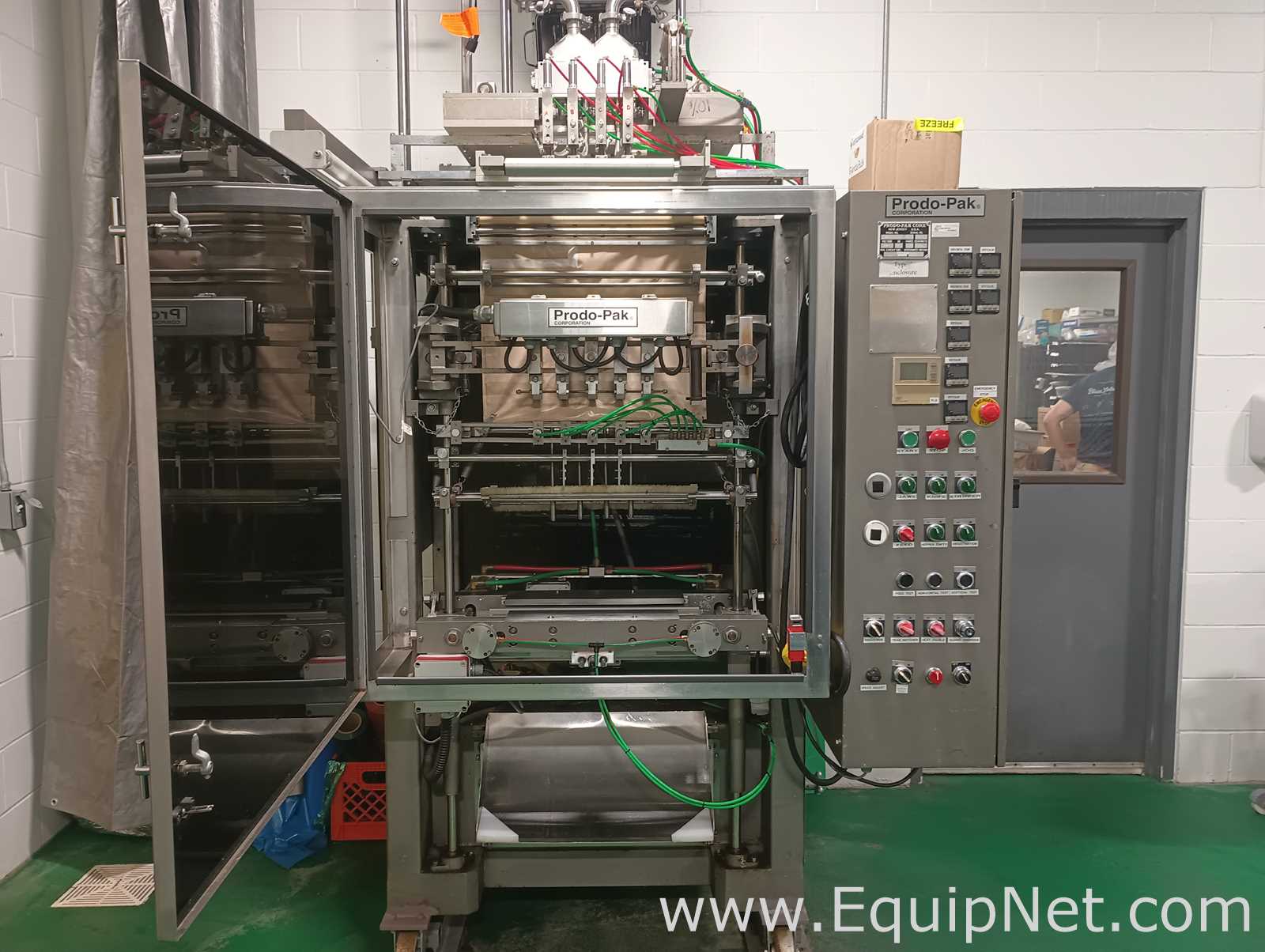 Prodo Pak PV215CSW4 Vertical Form Fill Seal Machine