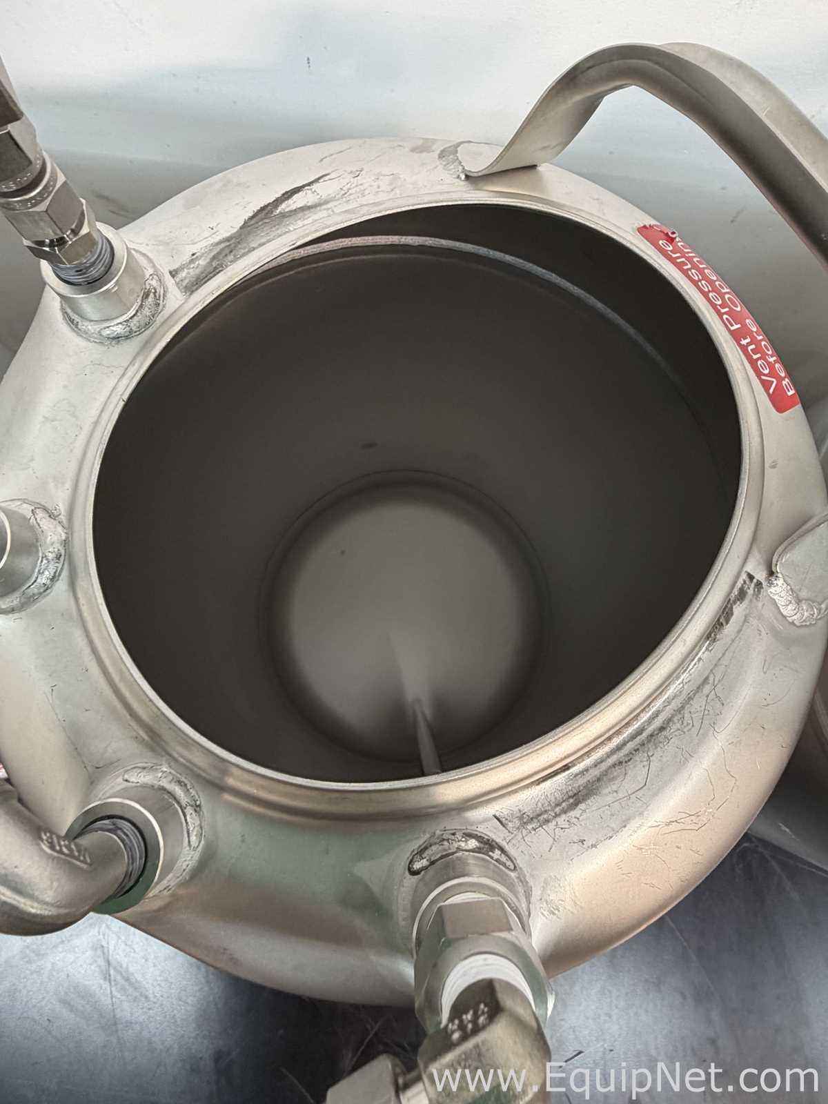 Lot of 6 Alloy Products Corp 20L Pressure Vessels