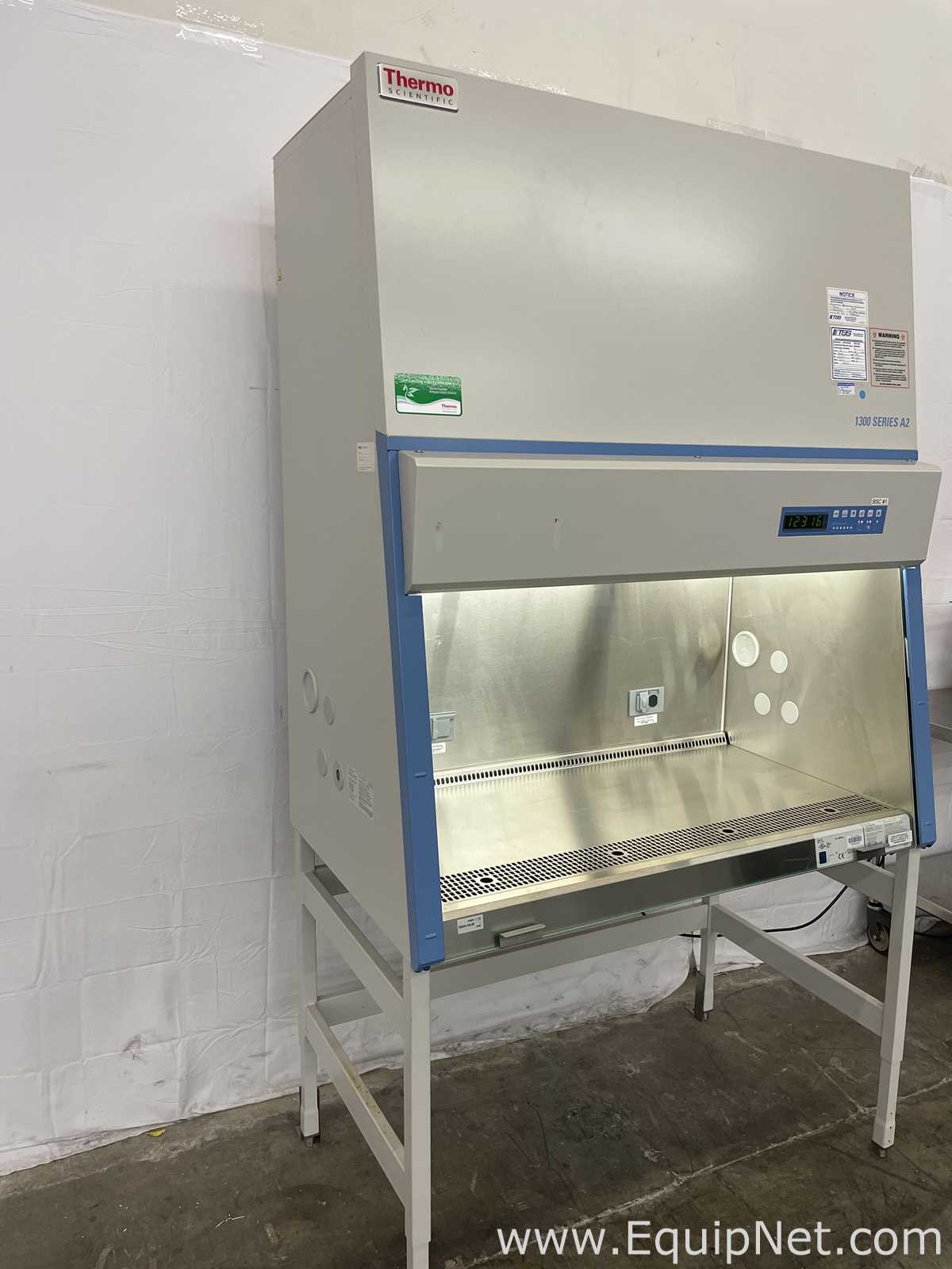 Cabina de Seguridad Biológica Thermo Scientific 1375