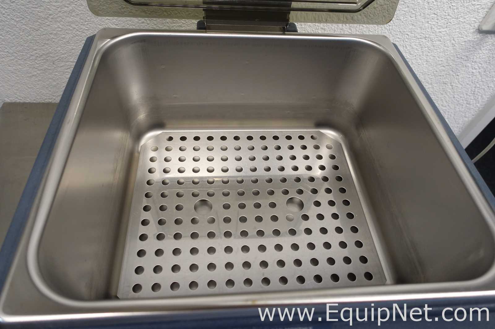 Fisher Scientific Isotemp 210 Water Bath