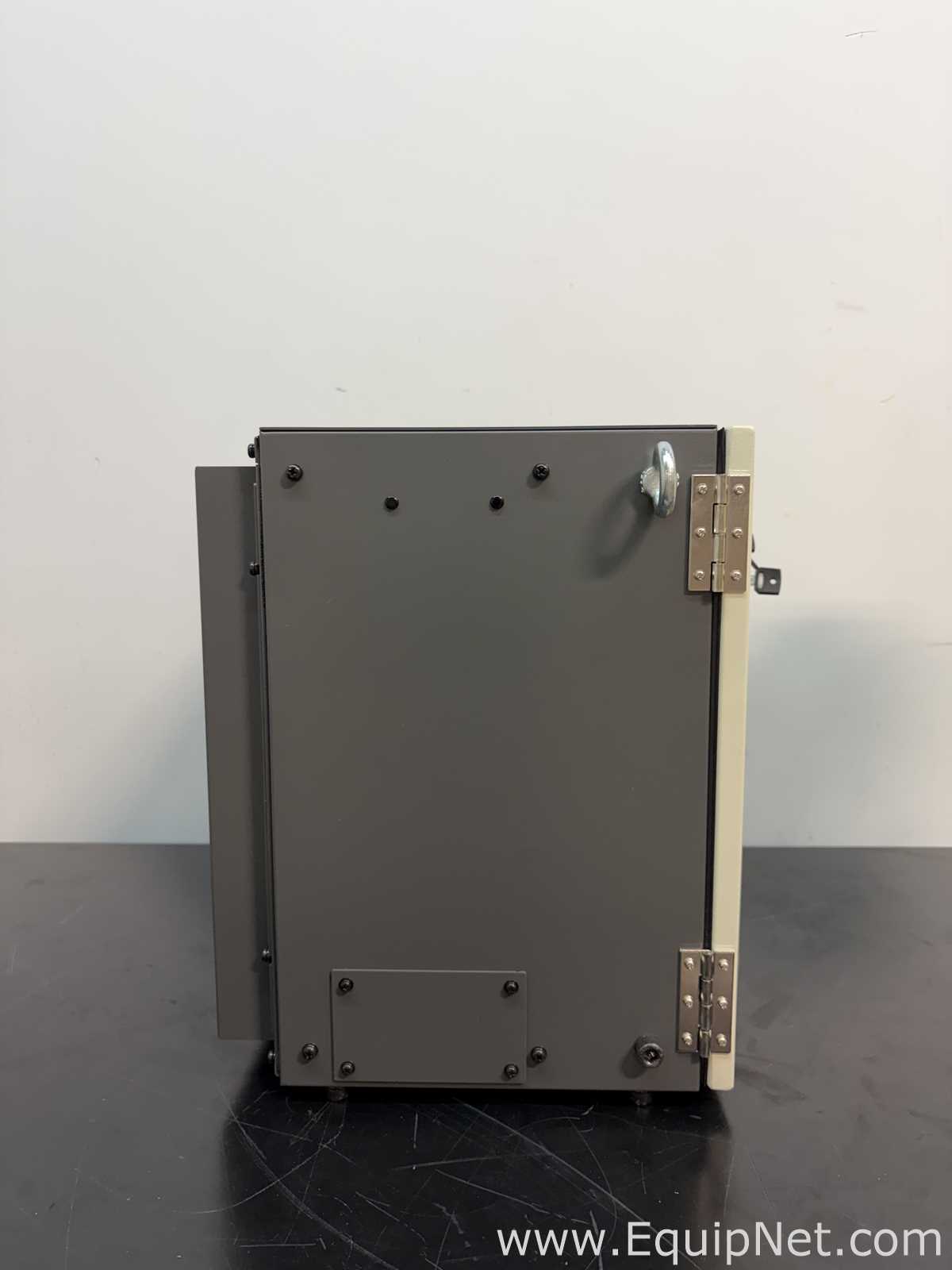 Fanuc LR Mate 200iD Compact 6-Axis Industrial Robot