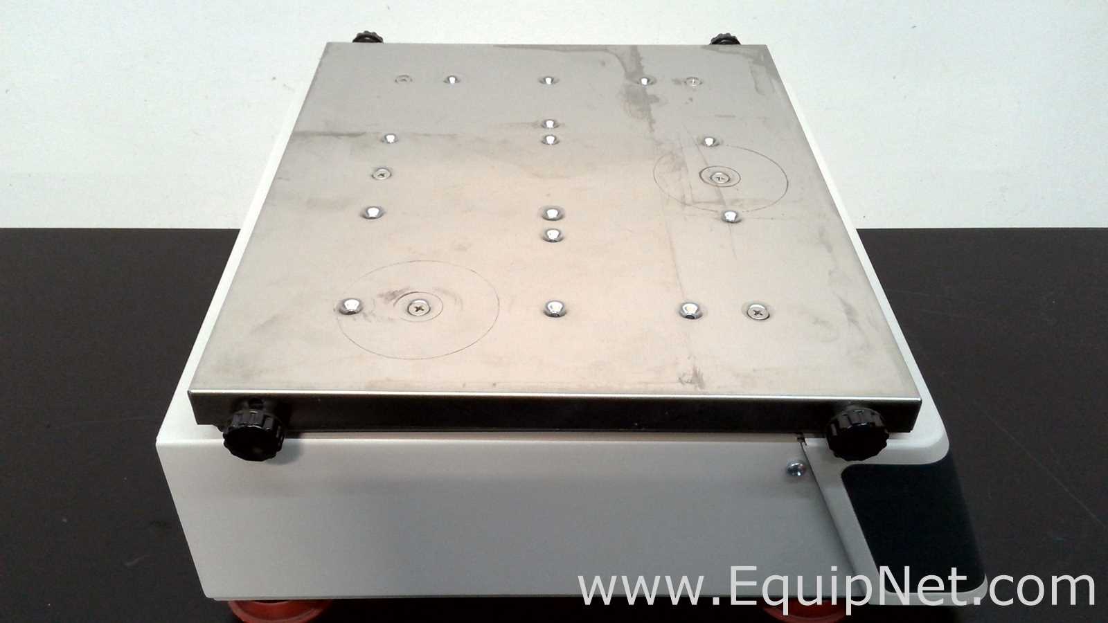 Eppendorf | New Brunswick Innova 2000 Open Air Shaker
