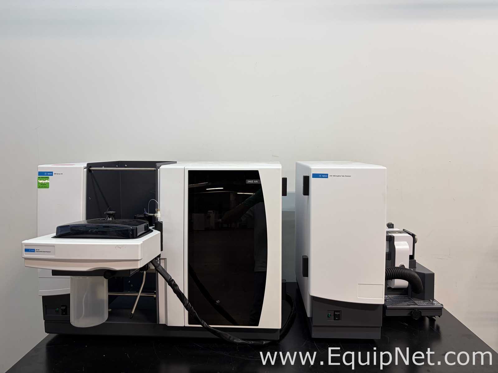 Espectrômetro de Absorção Atômica Agilent Technologies G8436A