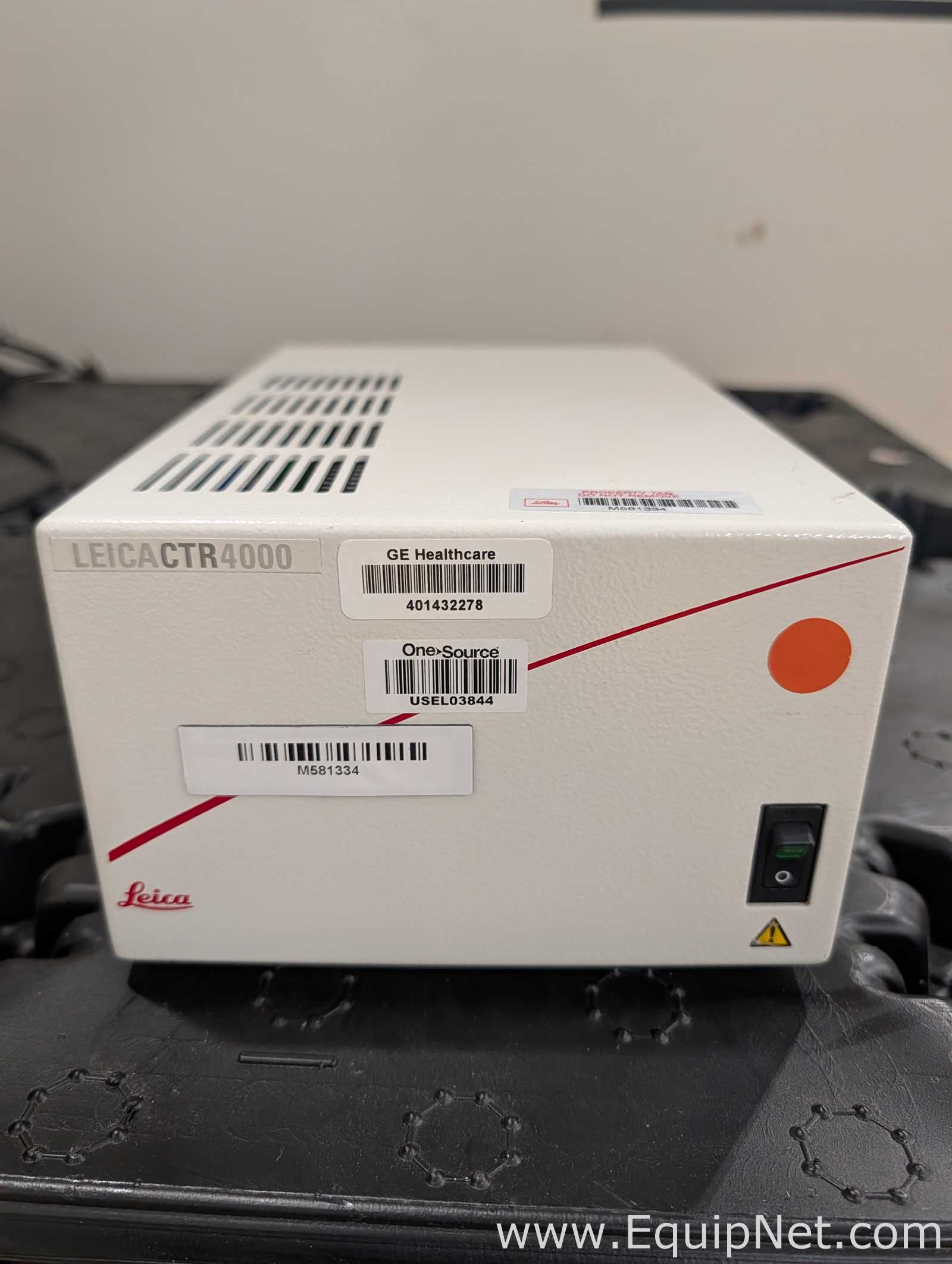 Leica Microsystems DM4000 B Microscope