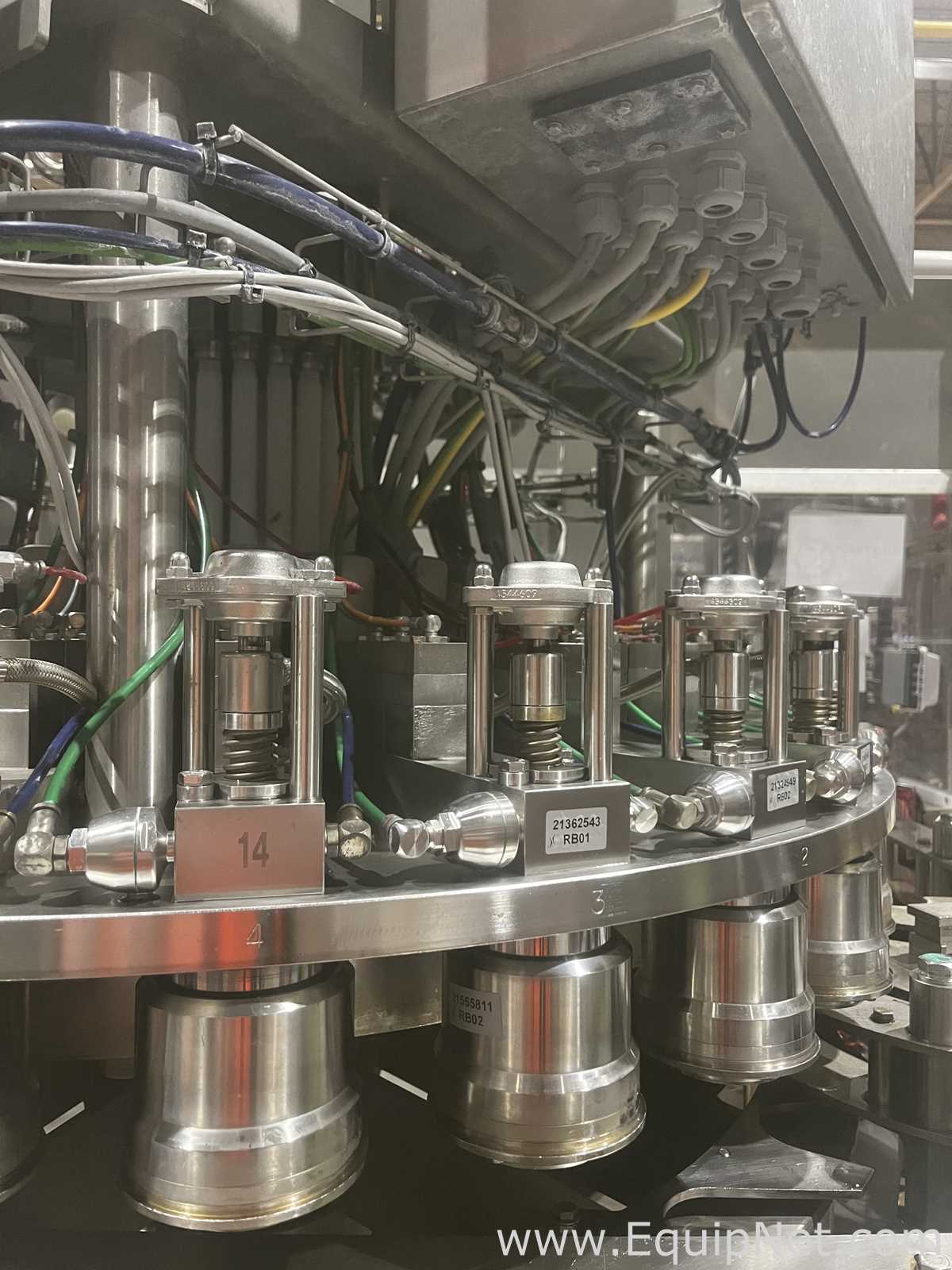 Equipo para elaboración y destilación de cerveza Krones Dosenfuller