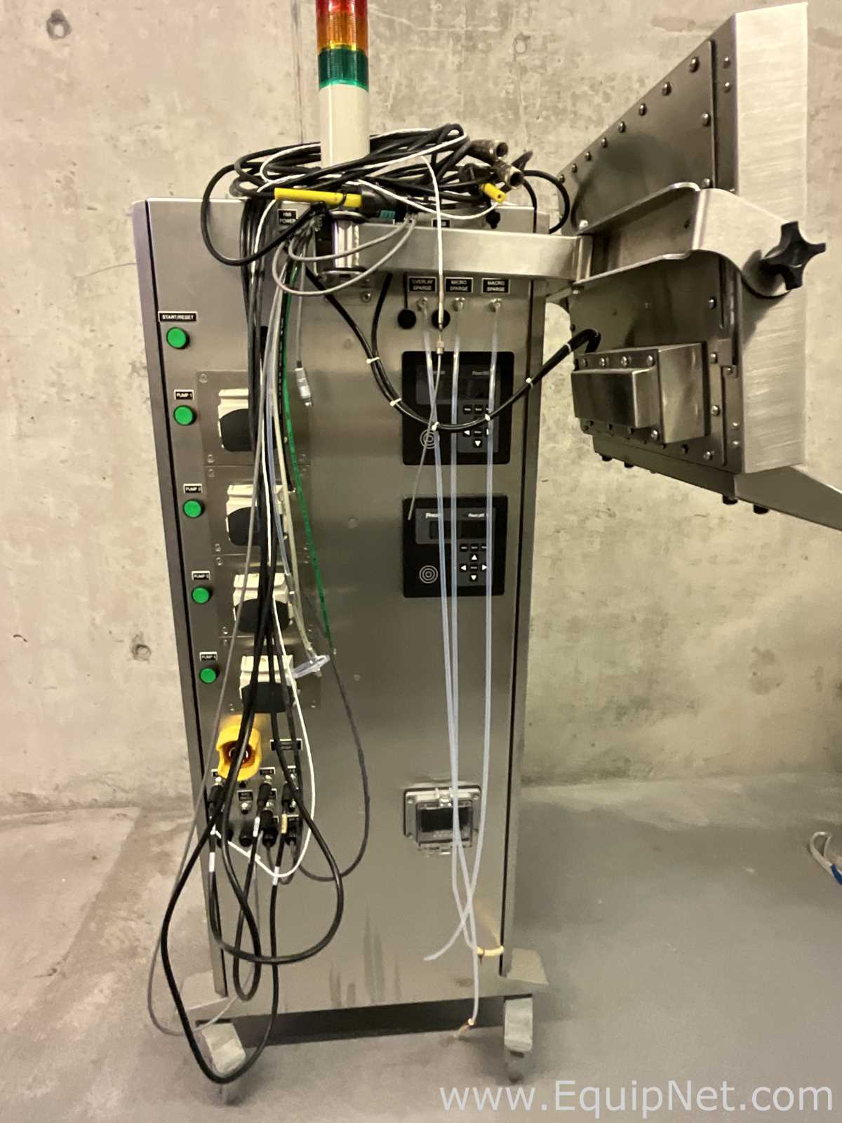 Finesse Solutions, Inc. TruViu Bioreactor with Hope Industrial Systems HIS-UM19-STAF LCD Monitor