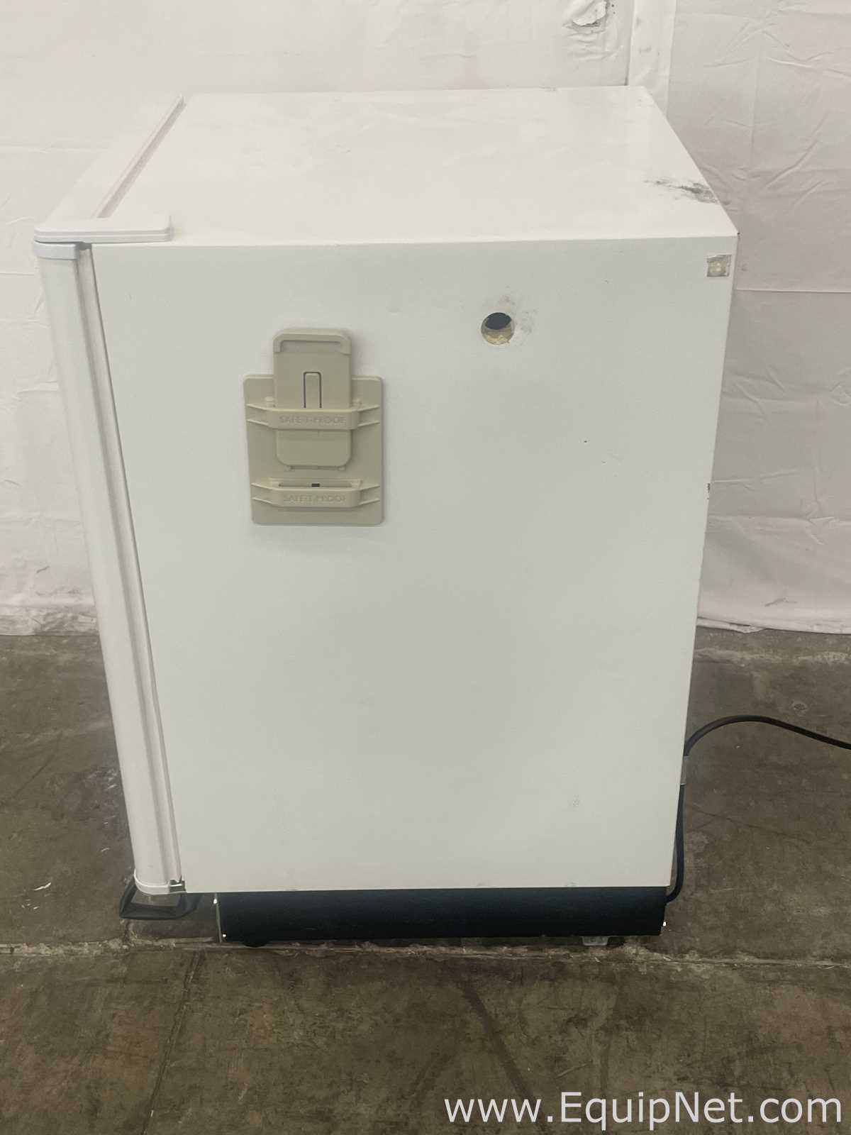PHCBI SF-L6111W-PA Undercounter Freezer