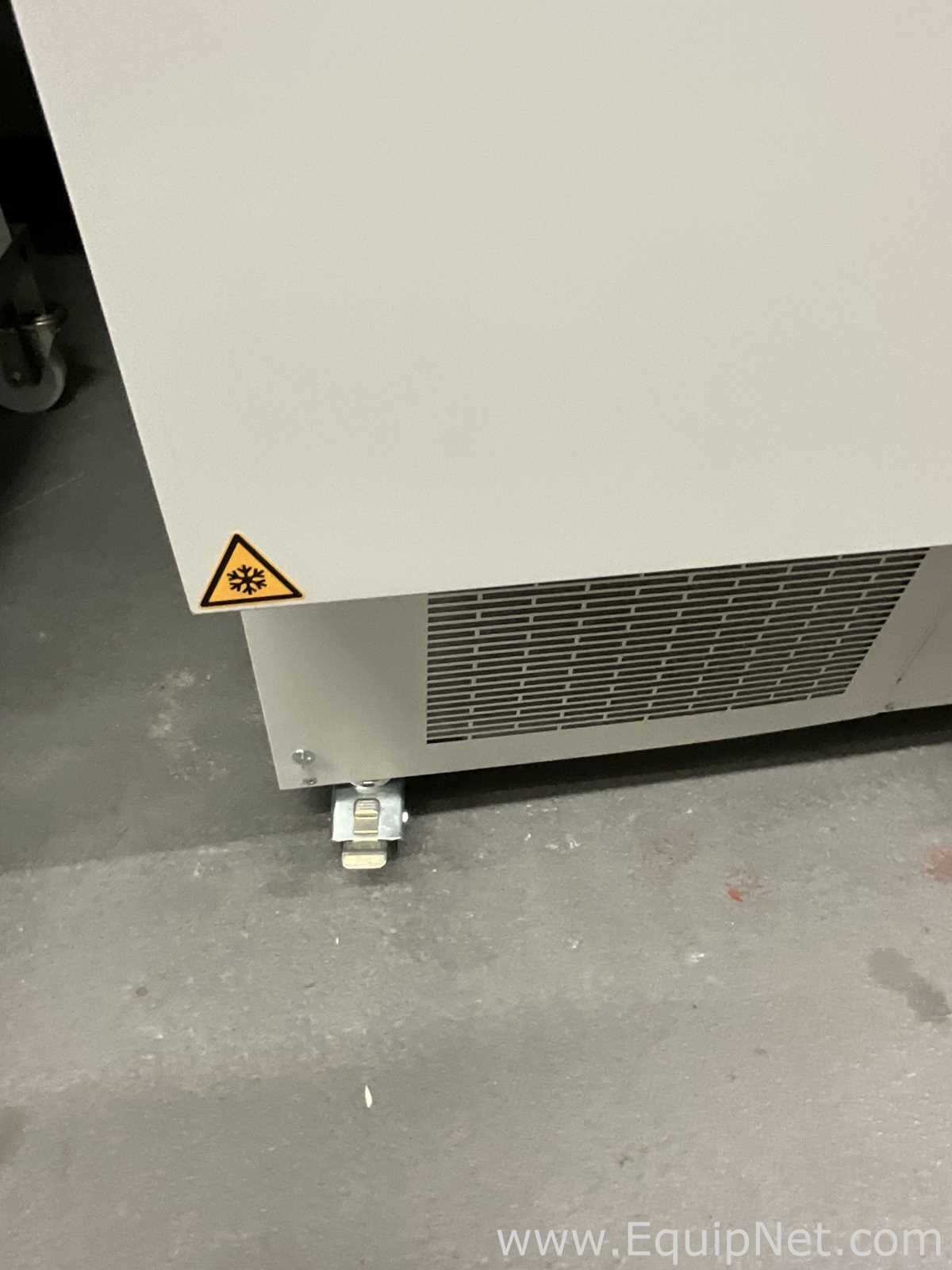 Freezer Binder UFV700