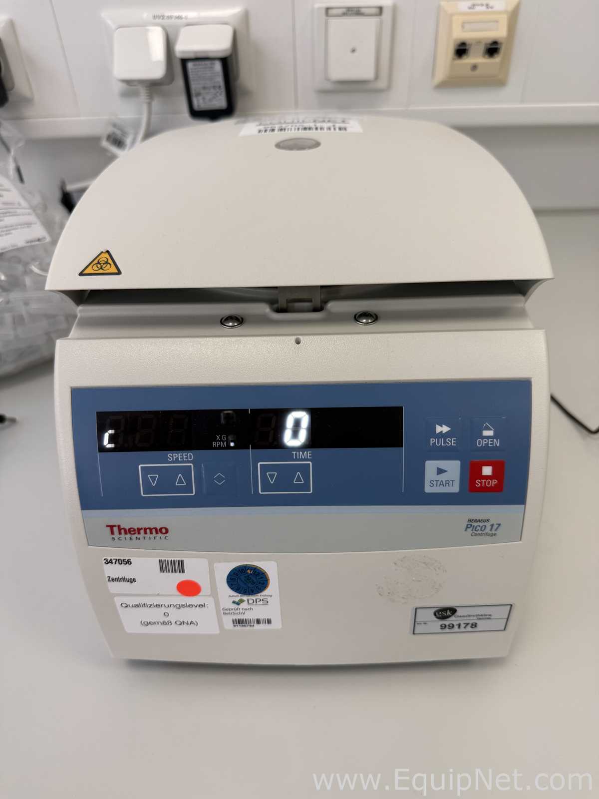 Thermo Fisher Scientific Pico 17 Laboratory Centrifuge
