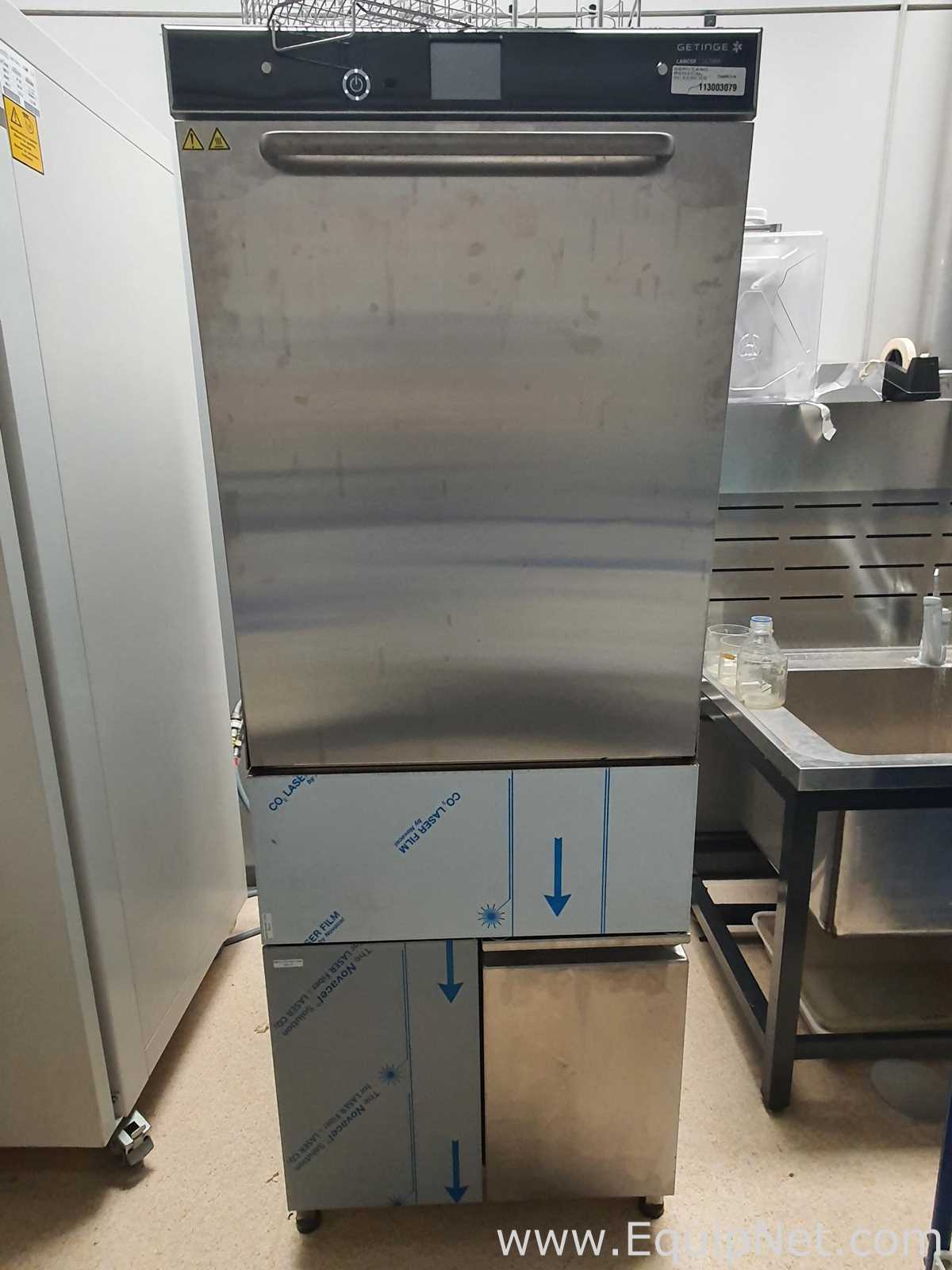 Getinge Lancer Ultima Freestanding Laboratory Washer