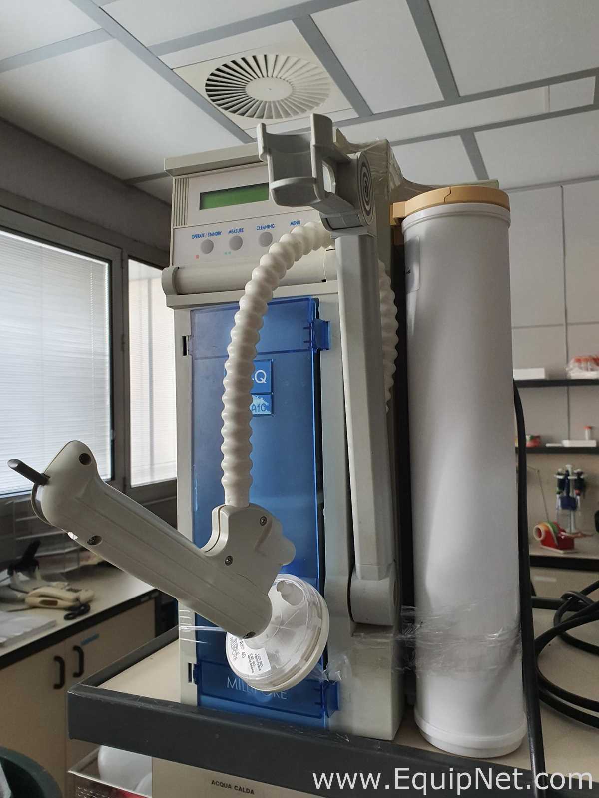 Sistema de Purificación y Destilación de Agua Millipore Milli-Q Synthesis A10