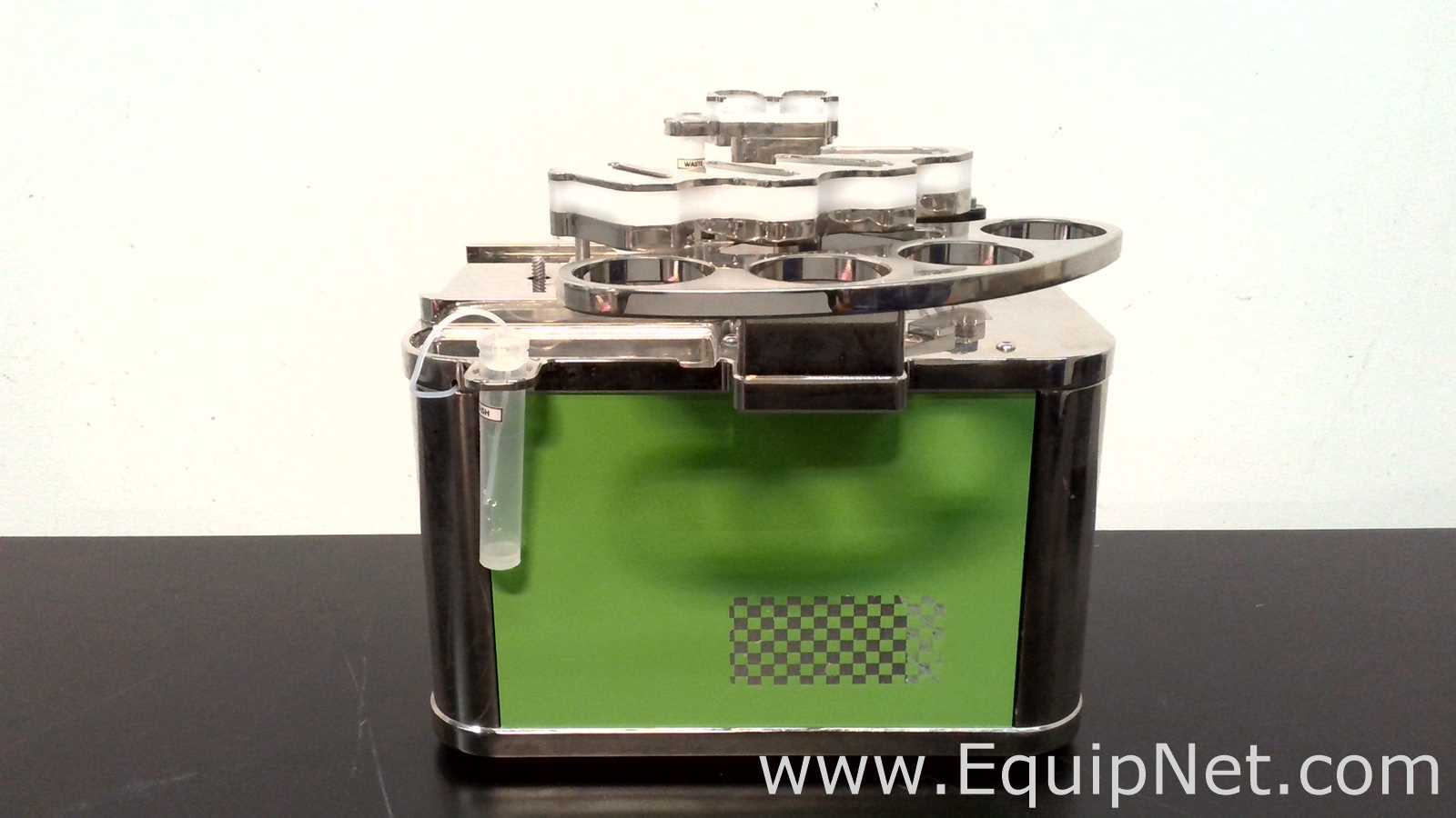 Manejadora de Líquidos Formulatrix Mantis V3.3 ACC RFID
