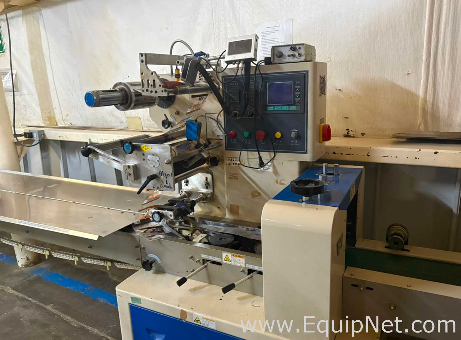 Embaladora de Fluxo JiuYi Packing Machinery JY-320 / Flow Pack 320